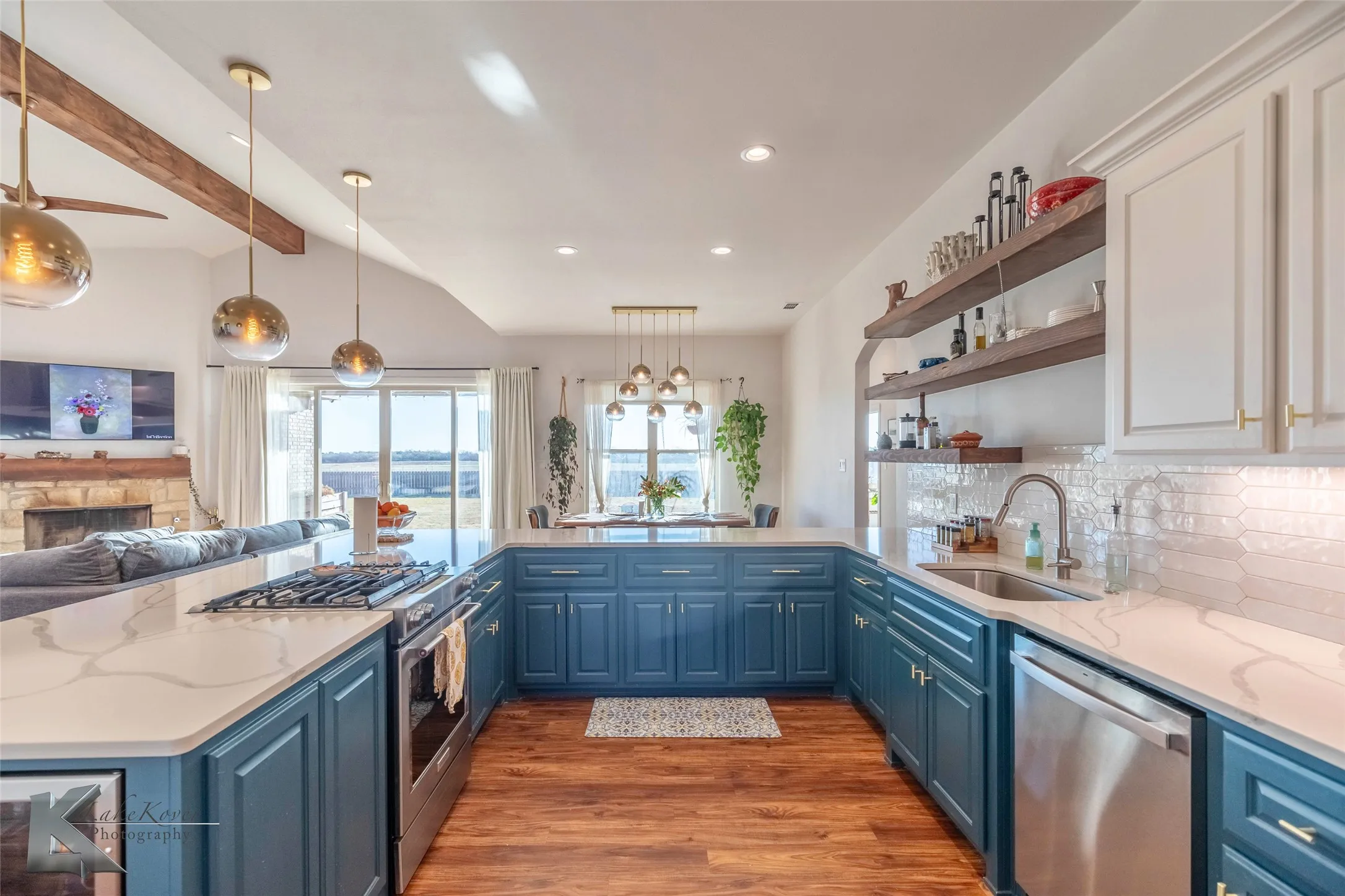 Single Family Residence For Rent in Taylor County , 233 Calumet Street, Abilene, Texas 79606, 4 Bedroom, 3 Bathroom, 2 Garage spaces, 2,543 Sqft, built in 2022, mls#21338676, Real Estate Agent in Abilene, Homes For Rent in Taylor county, Homes For Rent in Abilene, Realtor in Abilene Texas, Real Estate Brokerage Independent Realty Texas, Luminita Cordes Realtor