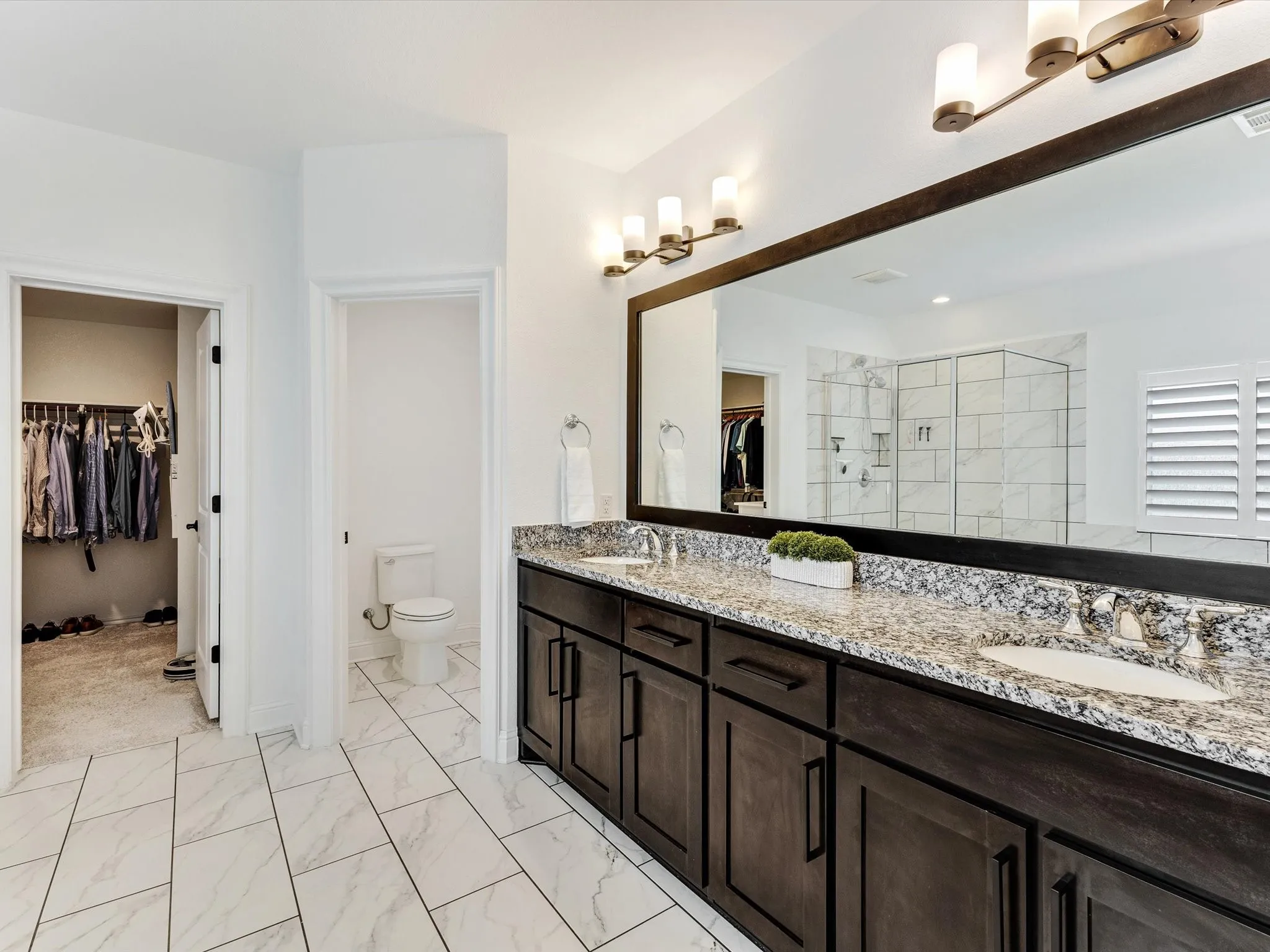 Single Family Residence For Sale in Collin County , 2090 Windomere Drive, Prosper, Texas 75078, 5 Bedroom, 6 Bathroom, 3 Garage spaces, 5,613 Sqft, built in 2020, mls#21336902, Real Estate Agent in Prosper, Homes For Sale in Collin county, Homes For Sale in Prosper, Realtor in Prosper Texas, Real Estate Brokerage Independent Realty Texas, Luminita Cordes Realtor