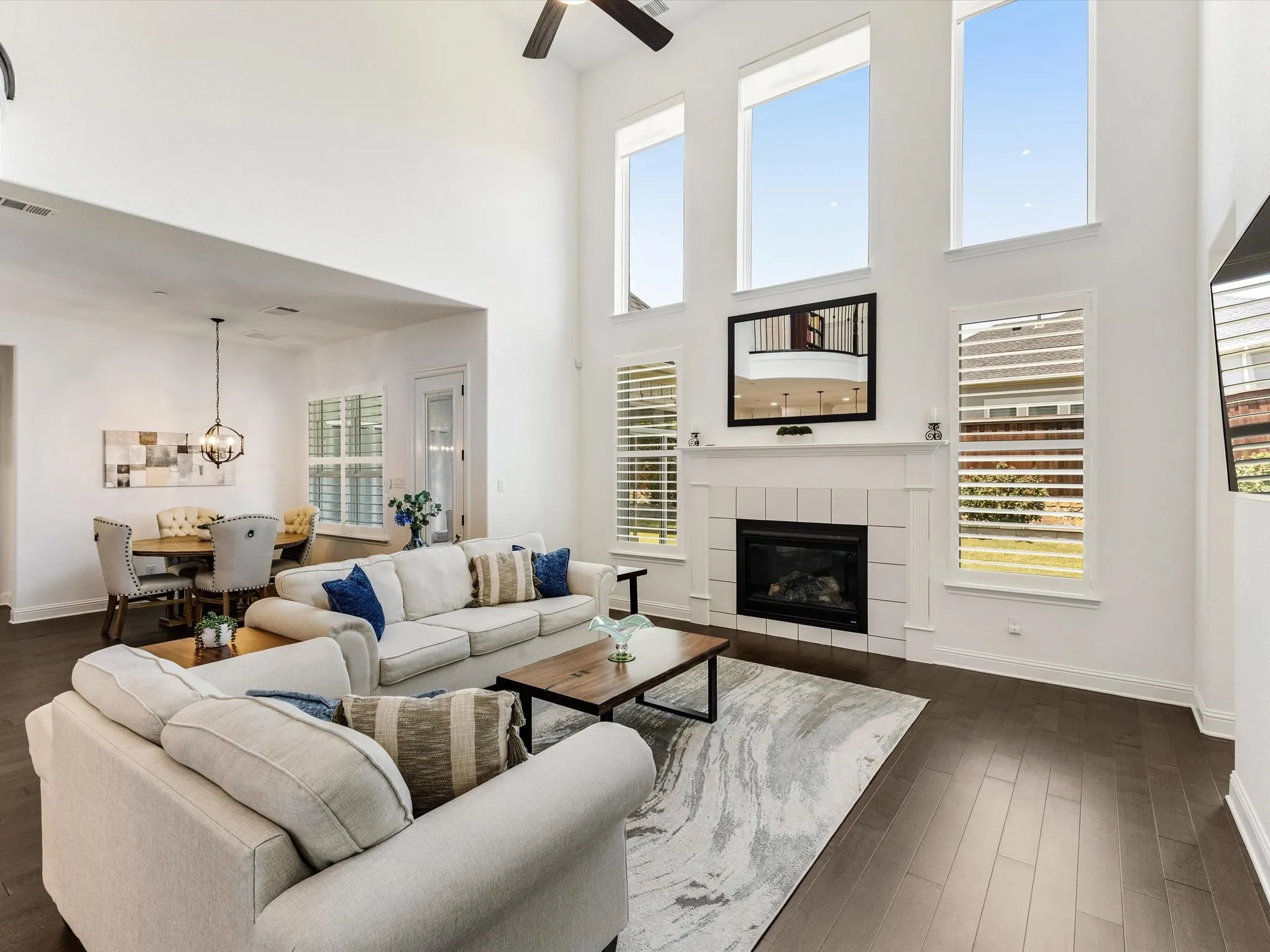 Single Family Residence For Sale in Collin County , 2090 Windomere Drive, Prosper, Texas 75078, 5 Bedroom, 6 Bathroom, 3 Garage spaces, 5,613 Sqft, built in 2020, mls#21336902, Real Estate Agent in Prosper, Homes For Sale in Collin county, Homes For Sale in Prosper, Realtor in Prosper Texas, Real Estate Brokerage Independent Realty Texas, Luminita Cordes Realtor