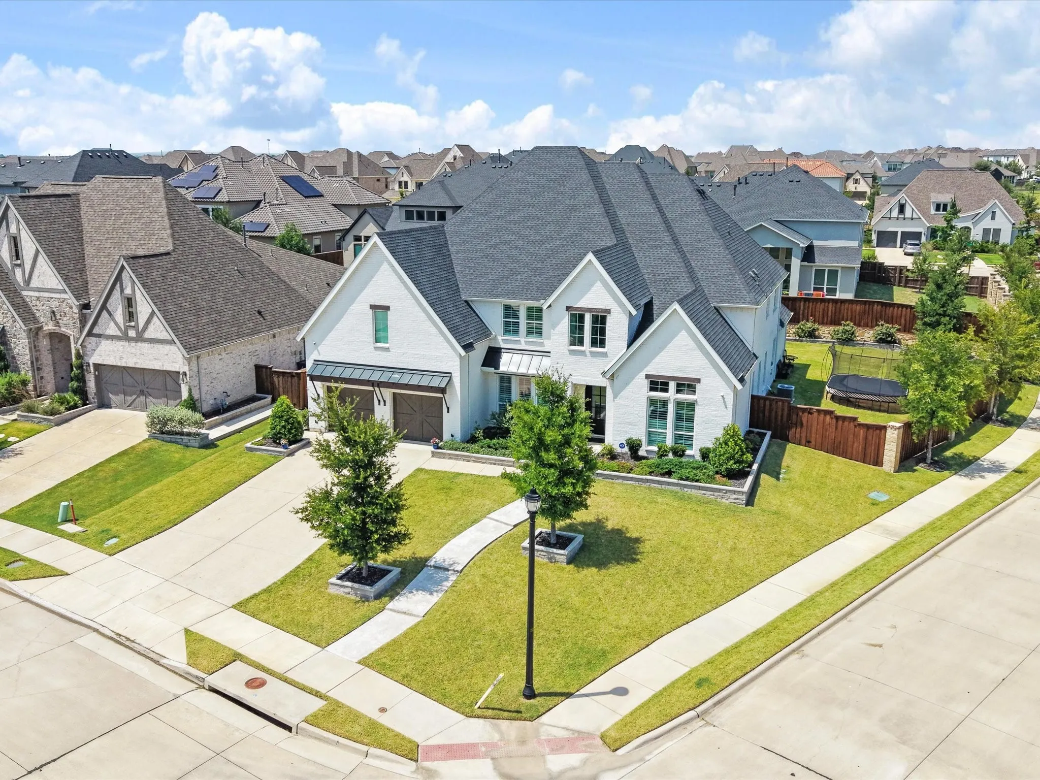 Single Family Residence For Sale in Collin County , 2090 Windomere Drive, Prosper, Texas 75078, 5 Bedroom, 6 Bathroom, 3 Garage spaces, 5,613 Sqft, built in 2020, mls#21336902, Real Estate Agent in Prosper, Homes For Sale in Collin county, Homes For Sale in Prosper, Realtor in Prosper Texas, Real Estate Brokerage Independent Realty Texas, Luminita Cordes Realtor