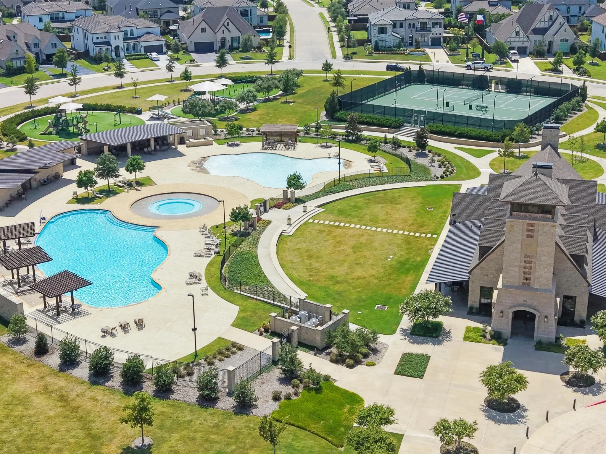 Single Family Residence For Sale in Collin County , 2090 Windomere Drive, Prosper, Texas 75078, 5 Bedroom, 6 Bathroom, 3 Garage spaces, 5,613 Sqft, built in 2020, mls#21336902, Real Estate Agent in Prosper, Homes For Sale in Collin county, Homes For Sale in Prosper, Realtor in Prosper Texas, Real Estate Brokerage Independent Realty Texas, Luminita Cordes Realtor