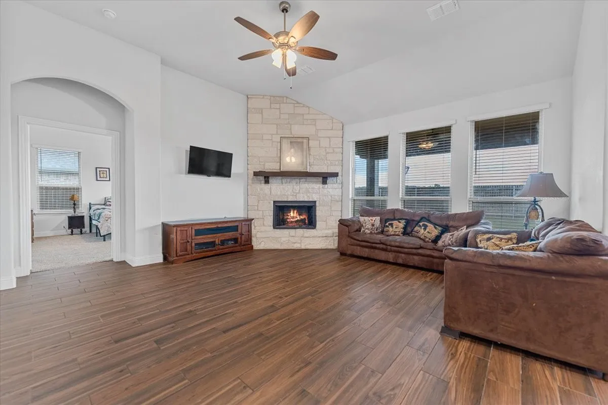 Single Family Residence For Rent in Johnson County , 2760 Richard Street, Burleson, Texas 76028, 4 Bedroom, 4 Bathroom, 2 Garage spaces, 3,336 Sqft, built in 2022, mls#21337899, Real Estate Agent in Burleson, Homes For Rent in Johnson county, Homes For Rent in Burleson, Realtor in Burleson Texas, Real Estate Brokerage Independent Realty Texas, Luminita Cordes Realtor