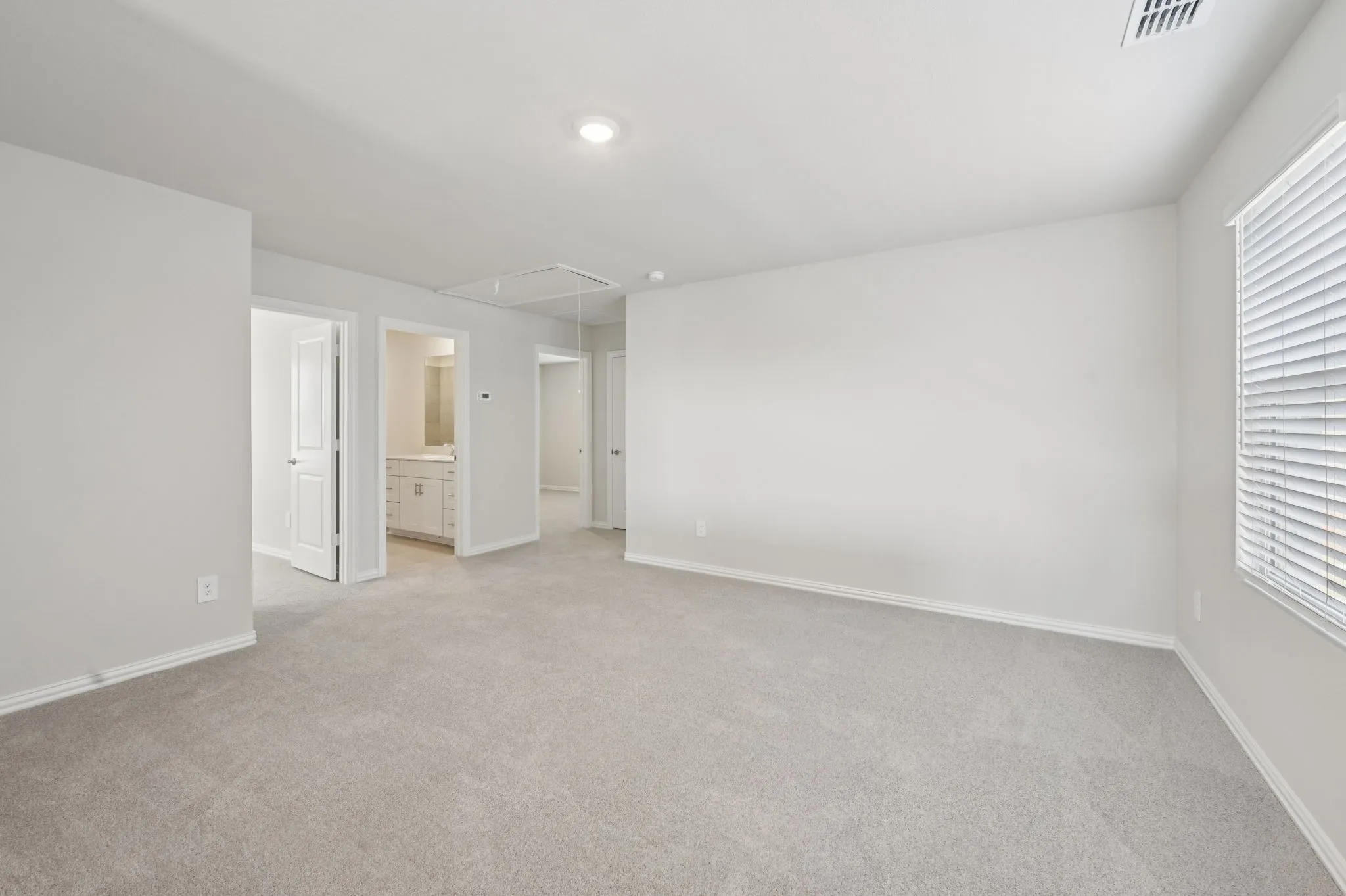 Photo is not of the actual home, but is an inspirational photo of builder’s model home and may depict options, furnishings, and/or decorator features that are not included.