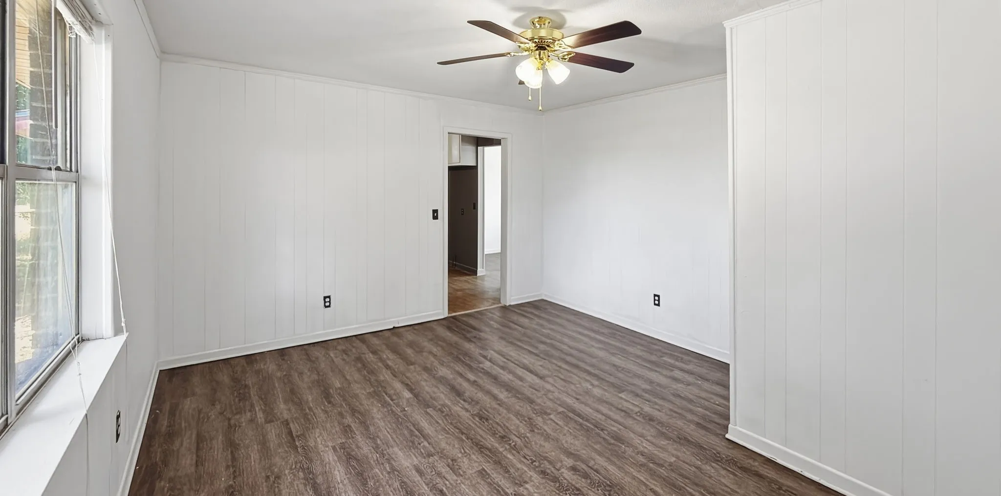 Single Family Residence For Sale in Coryell County , 902 S US Highway 281, Evant, Texas 76525, 3 Bedrooms, 2 Bathrooms, 2 Garage spaces, 2,430 Sqft, built in 1975, Price $155,000, mls#21338706, Real Estate Agent in Evant, Homes For Sale in Coryell county, Homes For Sale in Evant, Realtor in Evant Texas, Real Estate Brokerage Independent Realty Texas, Luminita Cordes Realtor