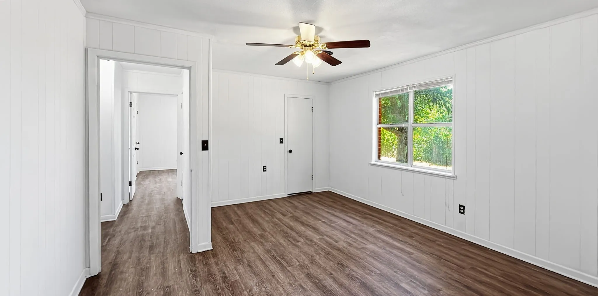 Single Family Residence For Sale in Coryell County , 902 S US Highway 281, Evant, Texas 76525, 3 Bedrooms, 2 Bathrooms, 2 Garage spaces, 2,430 Sqft, built in 1975, Price $155,000, mls#21338706, Real Estate Agent in Evant, Homes For Sale in Coryell county, Homes For Sale in Evant, Realtor in Evant Texas, Real Estate Brokerage Independent Realty Texas, Luminita Cordes Realtor