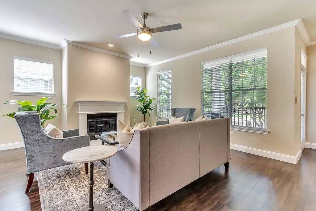 Townhouse For Rent in Dallas County , 5445 Caruth Haven Lane 515, Dallas, Texas 75225, 1 Bedroom, 1 Bathroom, 1 Garage spaces, 949 Sqft, built in 1998, mls#21338691, Real Estate Agent in Dallas, Homes For Rent in Dallas county, Homes For Rent in Dallas, Realtor in Dallas Texas, Real Estate Brokerage Independent Realty Texas, Luminita Cordes Realtor