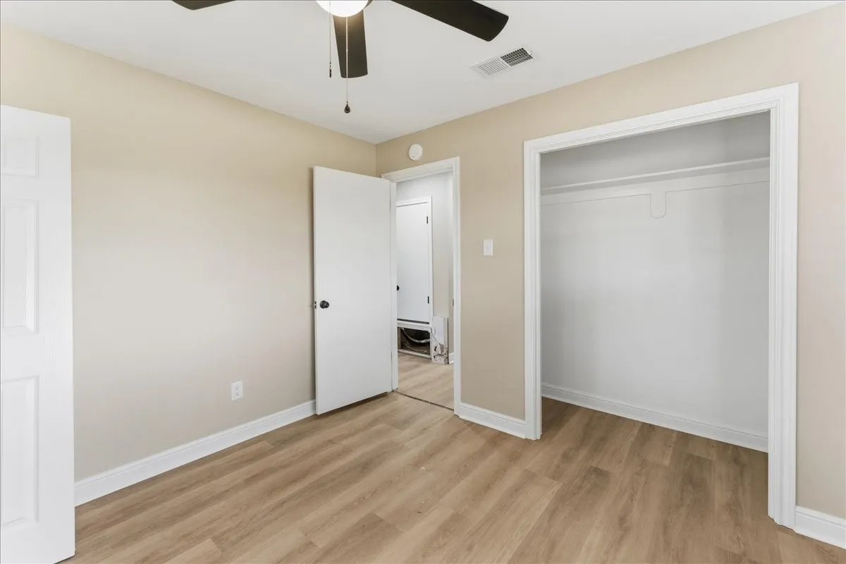 Farm For Sale in Hopkins County , 10736 E Highway 154, Sulphur Springs, Texas 75482, 4 Bedroom, 4 Bathroom, Garage spaces, 5,500 Sqft, built in 1999, mls#21338736, Real Estate Agent in Sulphur Springs, Homes For Sale in Hopkins county, Homes For Sale in Sulphur Springs, Realtor in Sulphur Springs Texas, Real Estate Brokerage Independent Realty Texas, Luminita Cordes Realtor