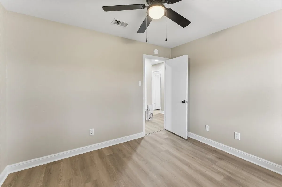 Farm For Sale in Hopkins County , 10736 E Highway 154, Sulphur Springs, Texas 75482, 4 Bedroom, 4 Bathroom, Garage spaces, 5,500 Sqft, built in 1999, mls#21338736, Real Estate Agent in Sulphur Springs, Homes For Sale in Hopkins county, Homes For Sale in Sulphur Springs, Realtor in Sulphur Springs Texas, Real Estate Brokerage Independent Realty Texas, Luminita Cordes Realtor
