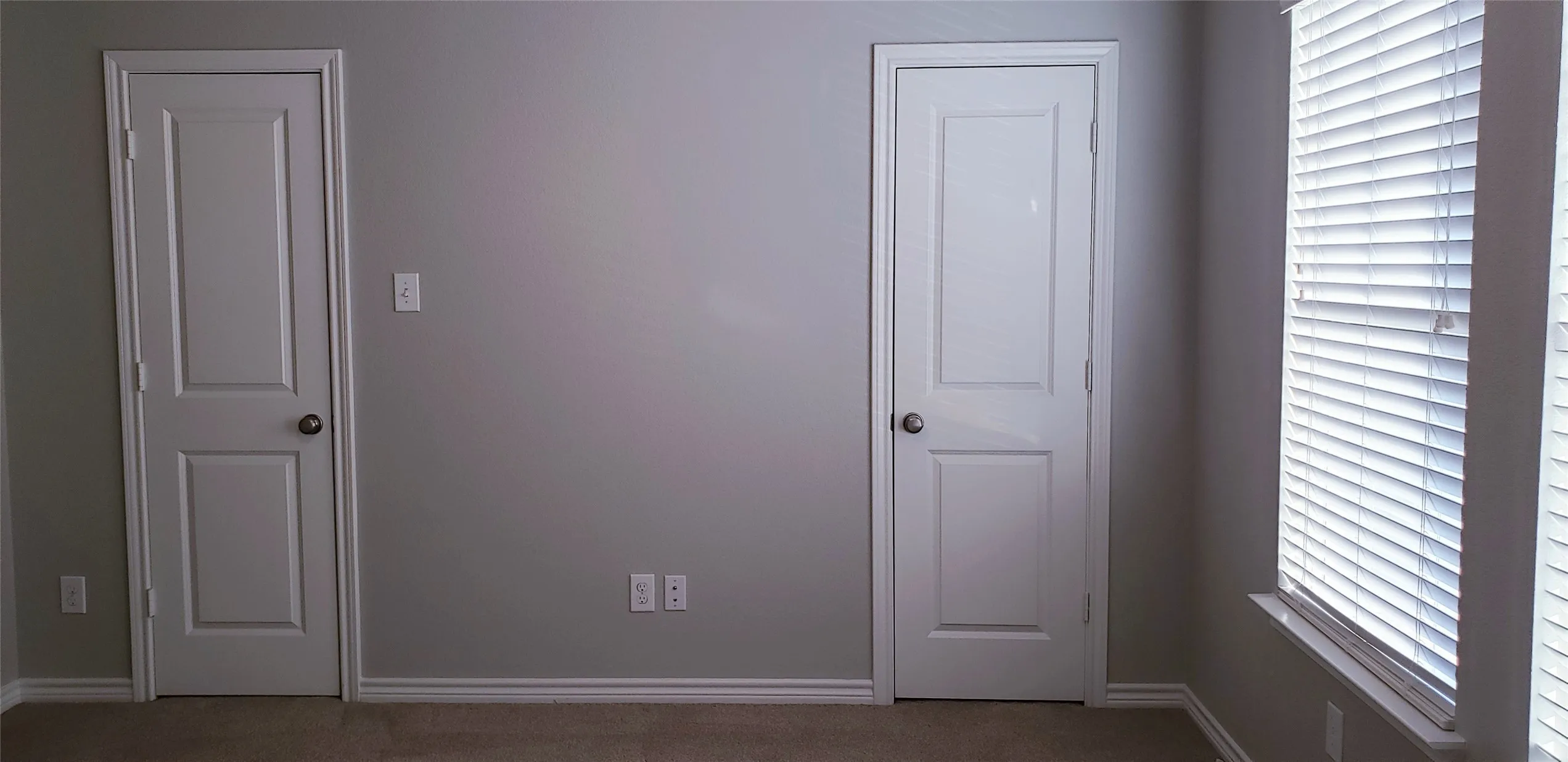 2nd BR w 2 closets