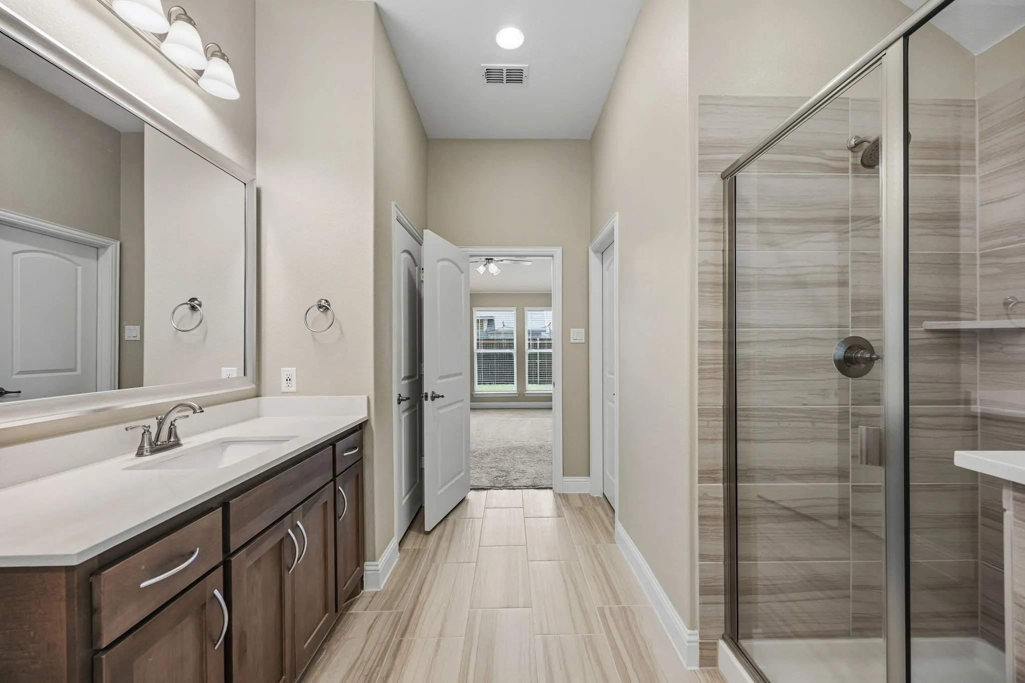 Single Family Residence For Sale in Rockwall County , 842 Mildren Lane, Fate, Texas 75087, 3 Bedroom, 3 Bathroom, 2 Garage spaces, 2,275 Sqft, built in 2020, mls#21337204, Real Estate Agent in Fate, Homes For Sale in Rockwall county, Homes For Sale in Fate, Realtor in Fate Texas, Real Estate Brokerage Independent Realty Texas, Luminita Cordes Realtor