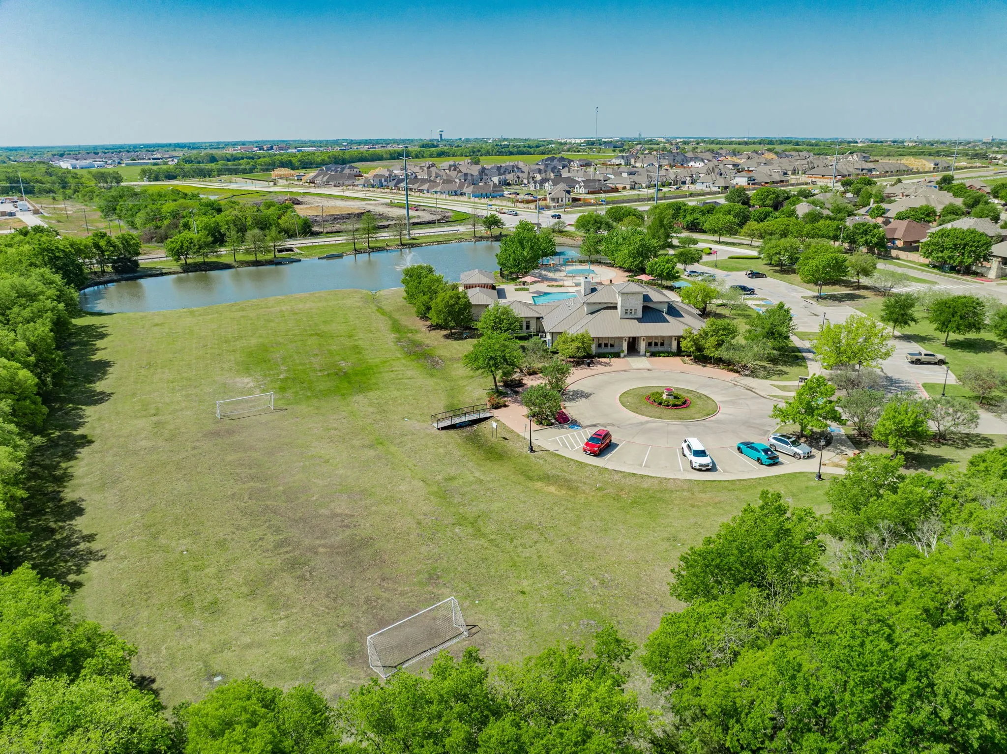Single Family Residence For Sale in Rockwall County , 842 Mildren Lane, Fate, Texas 75087, 3 Bedroom, 3 Bathroom, 2 Garage spaces, 2,275 Sqft, built in 2020, mls#21337204, Real Estate Agent in Fate, Homes For Sale in Rockwall county, Homes For Sale in Fate, Realtor in Fate Texas, Real Estate Brokerage Independent Realty Texas, Luminita Cordes Realtor