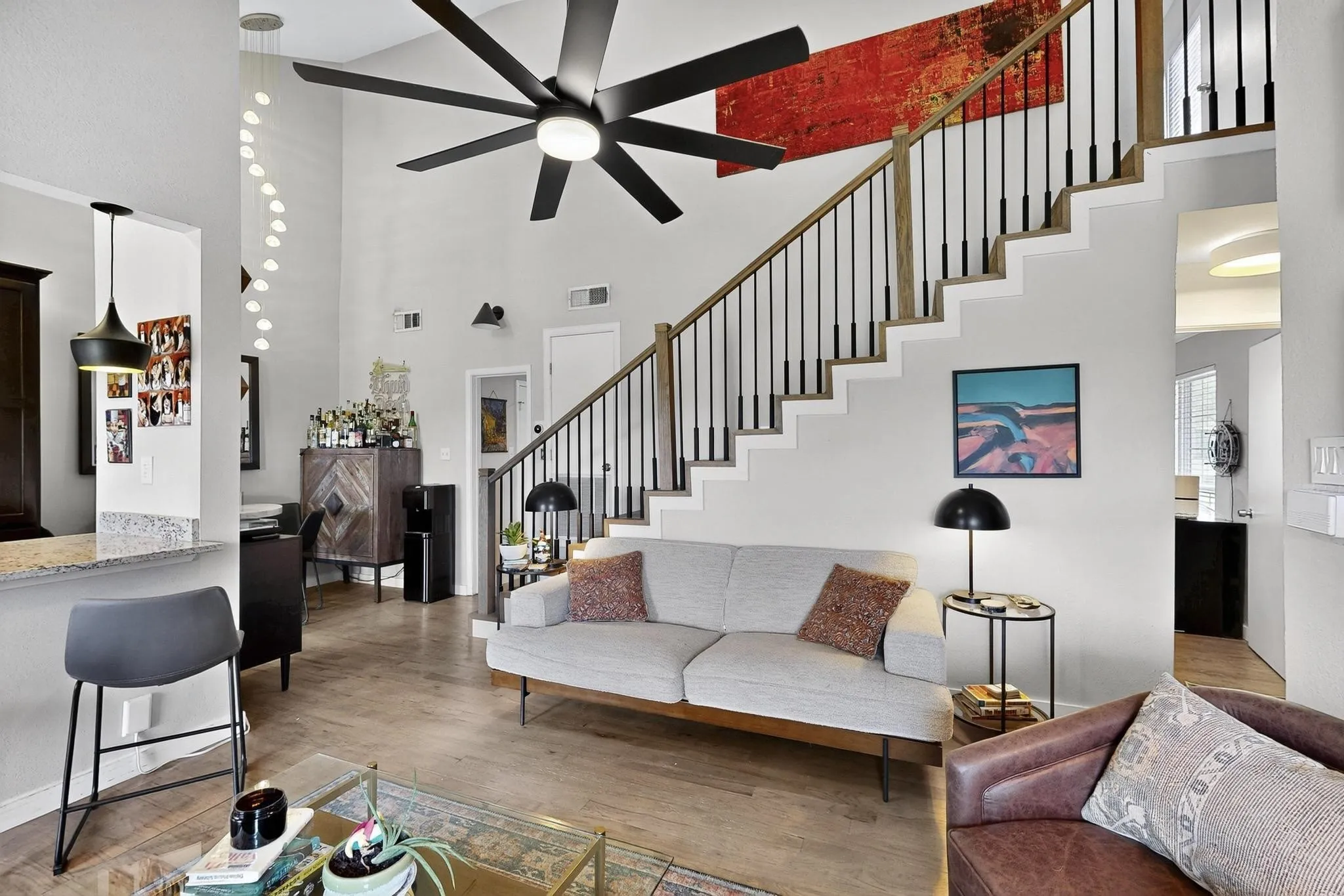 Condominium For Sale in Dallas County , 5981 Arapaho Road 1304, Dallas, Texas 75248, 2 Bedroom, 2 Bathroom, Garage spaces, 1,038 Sqft, built in 1980, mls#21336159, Real Estate Agent in Dallas, Homes For Sale in Dallas county, Homes For Sale in Dallas, Realtor in Dallas Texas, Real Estate Brokerage Independent Realty Texas, Luminita Cordes Realtor