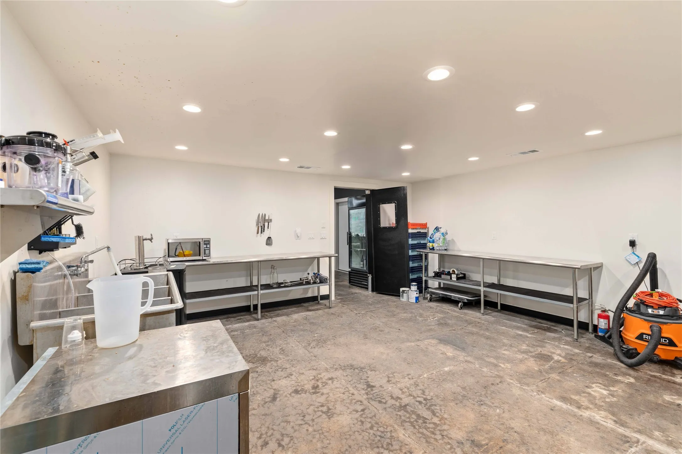 Business For Sale in Coleman County , 210 S Commercial Avenue, Coleman, Texas 76834, 0, 0, Garage spaces, 0 Sqft, built in 1929, mls#21335293, Real Estate Agent in Coleman, Homes For Sale in Coleman county, Homes For Sale in Coleman, Realtor in Coleman Texas, Real Estate Brokerage Independent Realty Texas, Luminita Cordes Realtor