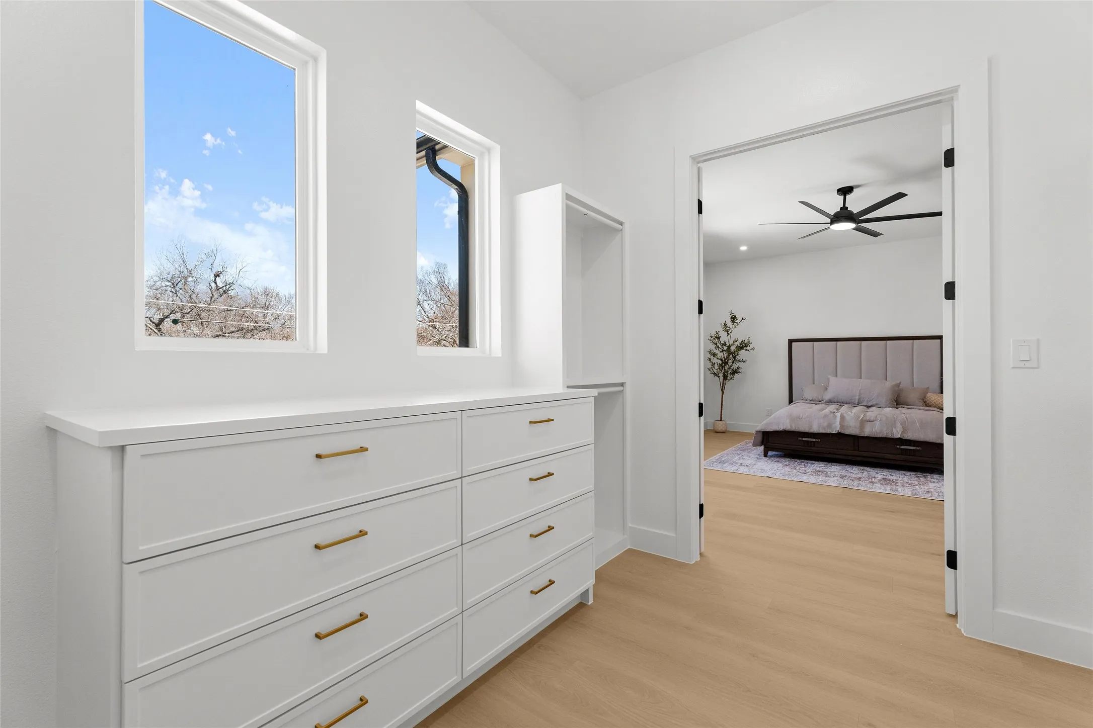 Duplex For Sale in Dallas County , 6911 & 6913 Mohawk Drive, Dallas, Texas 75235, 6 Bedrooms, 6 Bathrooms, 4 Garage spaces, 0 Sqft, built in 2026, Price $1,544,000, mls#21338748, Real Estate Agent in Dallas, Homes For Sale in Dallas county, Homes For Sale in Dallas, Realtor in Dallas Texas, Real Estate Brokerage Independent Realty Texas, Luminita Cordes Realtor