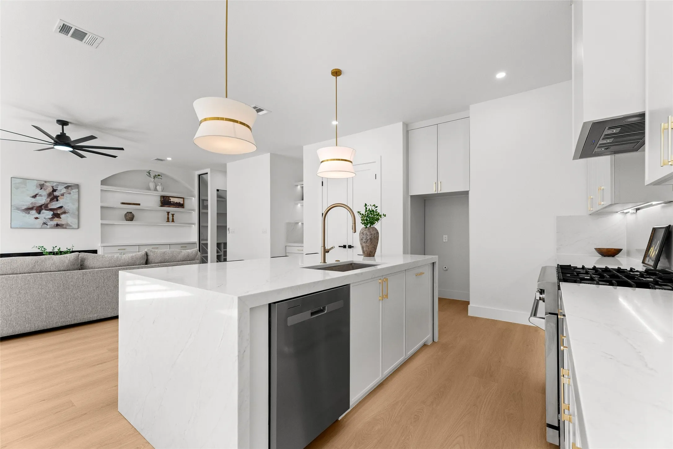 Duplex For Sale in Dallas County , 6911 & 6913 Mohawk Drive, Dallas, Texas 75235, 6 Bedrooms, 6 Bathrooms, 4 Garage spaces, 0 Sqft, built in 2026, Price $1,544,000, mls#21338748, Real Estate Agent in Dallas, Homes For Sale in Dallas county, Homes For Sale in Dallas, Realtor in Dallas Texas, Real Estate Brokerage Independent Realty Texas, Luminita Cordes Realtor