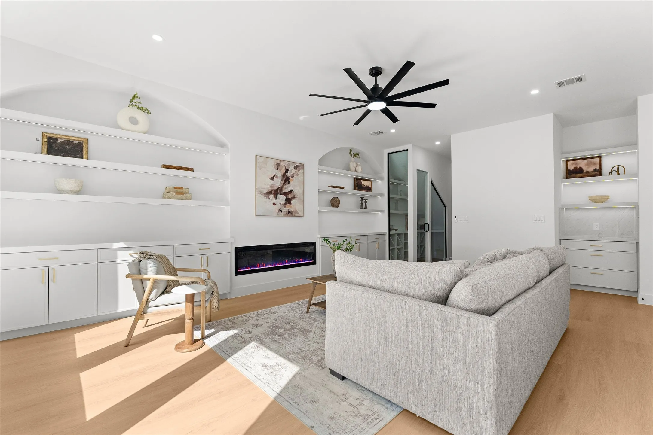 Duplex For Sale in Dallas County , 6911 & 6913 Mohawk Drive, Dallas, Texas 75235, 6 Bedrooms, 6 Bathrooms, 4 Garage spaces, 0 Sqft, built in 2026, Price $1,544,000, mls#21338748, Real Estate Agent in Dallas, Homes For Sale in Dallas county, Homes For Sale in Dallas, Realtor in Dallas Texas, Real Estate Brokerage Independent Realty Texas, Luminita Cordes Realtor