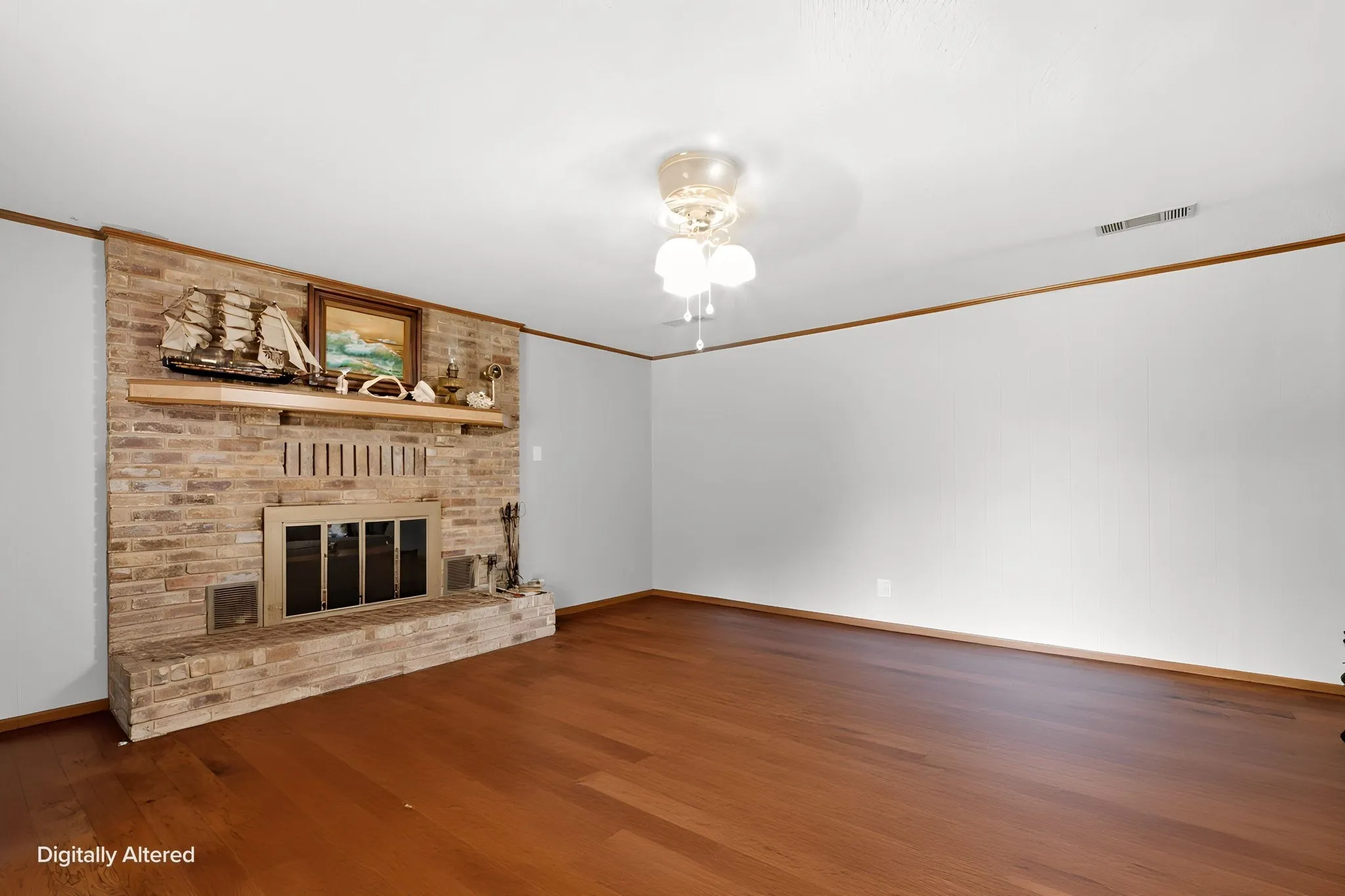 Staged without any furniture in it.
