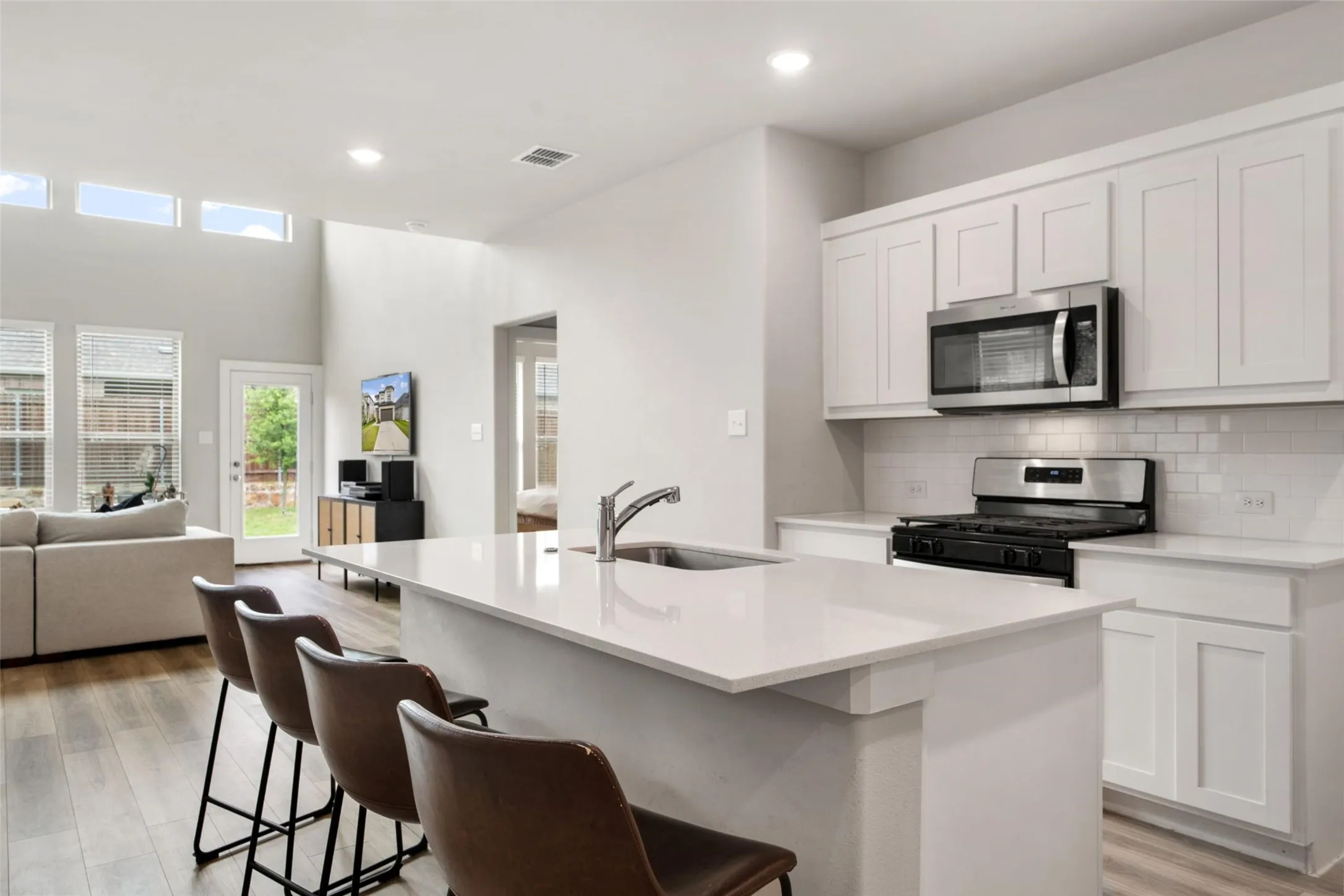 Single Family Residence For Rent in Collin County , 4803 Grandiose Drive, Princeton, Texas 75071, 4 Bedroom, 3 Bathroom, 2 Garage spaces, 2,253 Sqft, built in 2024, mls#21338722, Real Estate Agent in Princeton, Homes For Rent in Collin county, Homes For Rent in Princeton, Realtor in Princeton Texas, Real Estate Brokerage Independent Realty Texas, Luminita Cordes Realtor