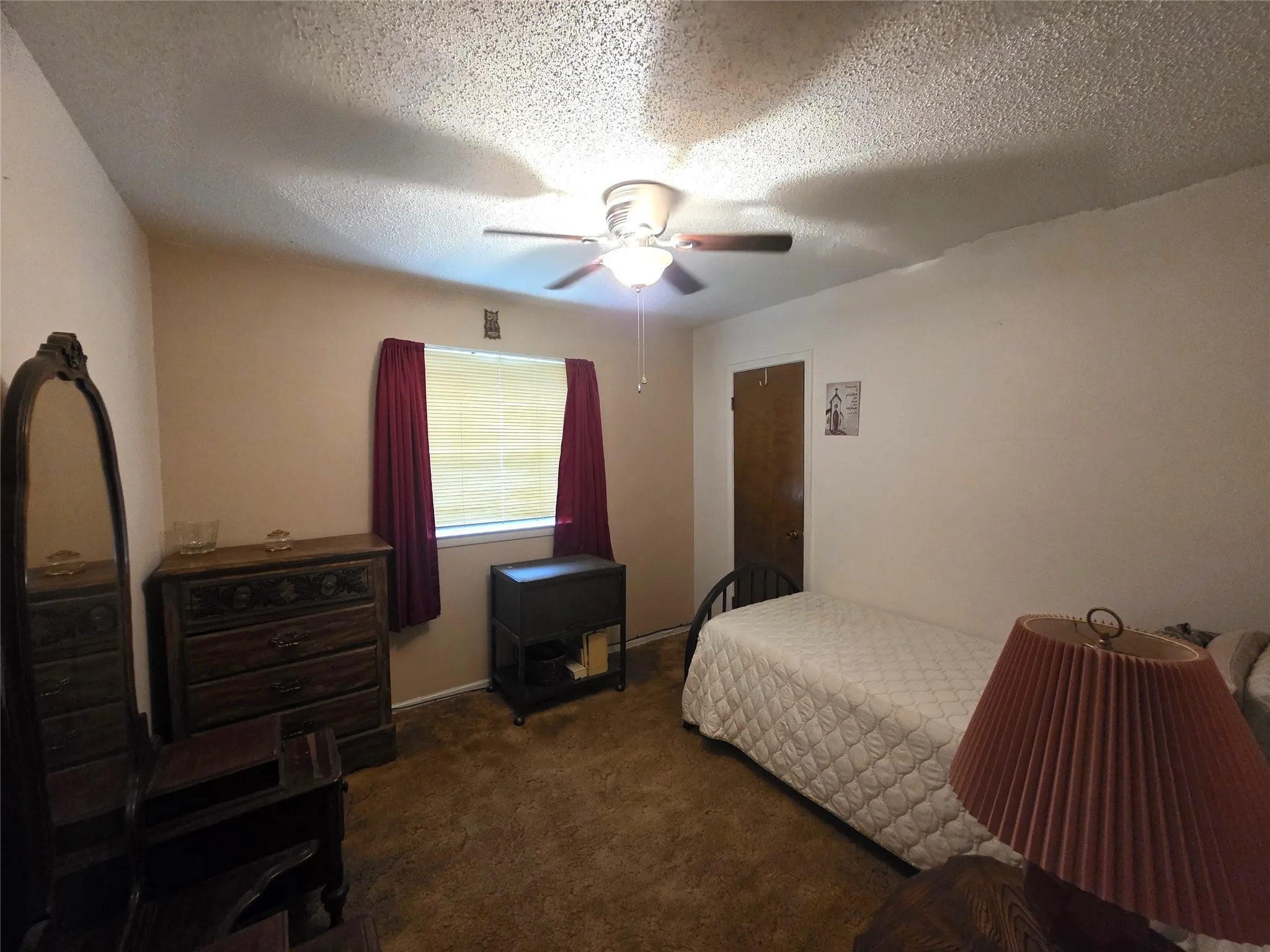 Single Family Residence For Sale in Johnson County , 304 NW Suzanne Terrace, Burleson, Texas 76028, 3 Bedroom, 2 Bathroom, 2 Garage spaces, 1,350 Sqft, built in 1970, mls#21320870, Real Estate Agent in Burleson, Homes For Sale in Johnson county, Homes For Sale in Burleson, Realtor in Burleson Texas, Real Estate Brokerage Independent Realty Texas, Luminita Cordes Realtor