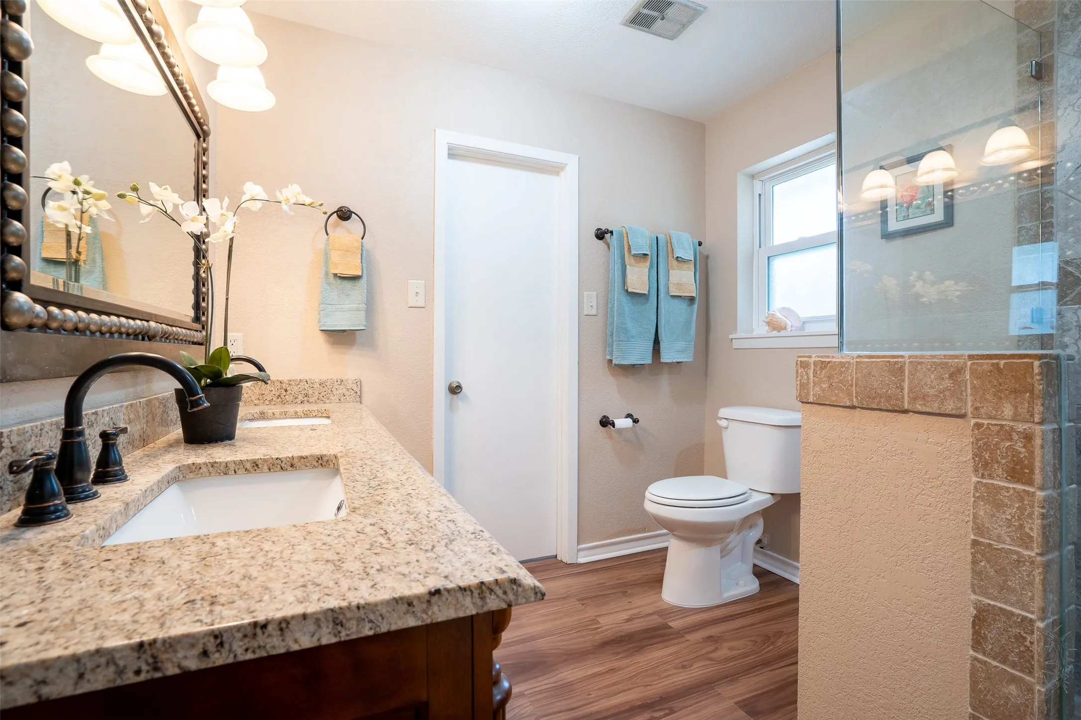 Single Family Residence For Sale in Erath County , 1479 Lockwood Street, Stephenville, Texas 76401, 4 Bedrooms, 3 Bathrooms, 2 Garage spaces, 2,175 Sqft, built in 1977, Price $415,000, mls#21336135, Real Estate Agent in Stephenville, Homes For Sale in Erath county, Homes For Sale in Stephenville, Realtor in Stephenville Texas, Real Estate Brokerage Independent Realty Texas, Luminita Cordes Realtor