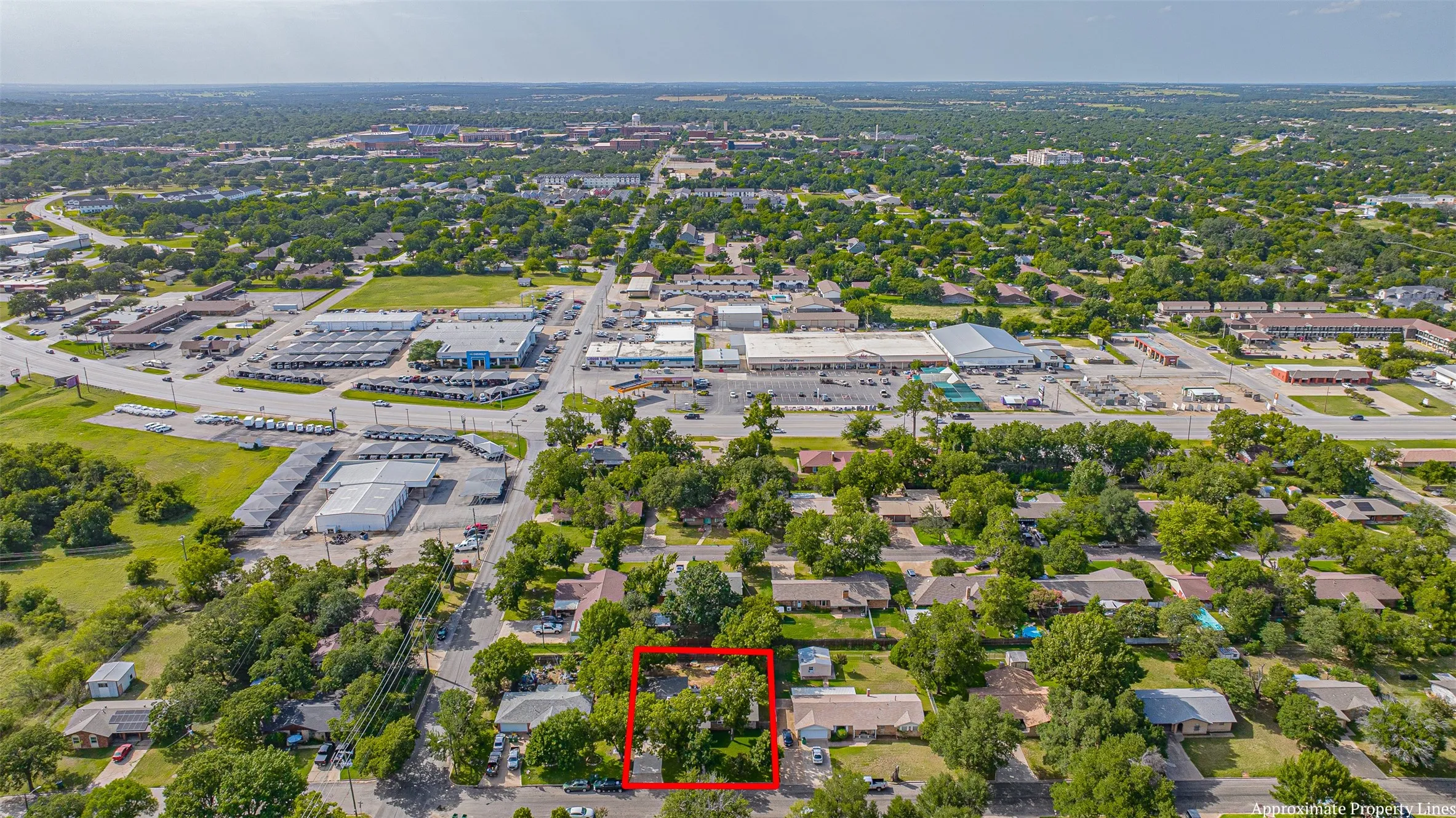 Single Family Residence For Sale in Erath County , 1479 Lockwood Street, Stephenville, Texas 76401, 4 Bedrooms, 3 Bathrooms, 2 Garage spaces, 2,175 Sqft, built in 1977, Price $415,000, mls#21336135, Real Estate Agent in Stephenville, Homes For Sale in Erath county, Homes For Sale in Stephenville, Realtor in Stephenville Texas, Real Estate Brokerage Independent Realty Texas, Luminita Cordes Realtor