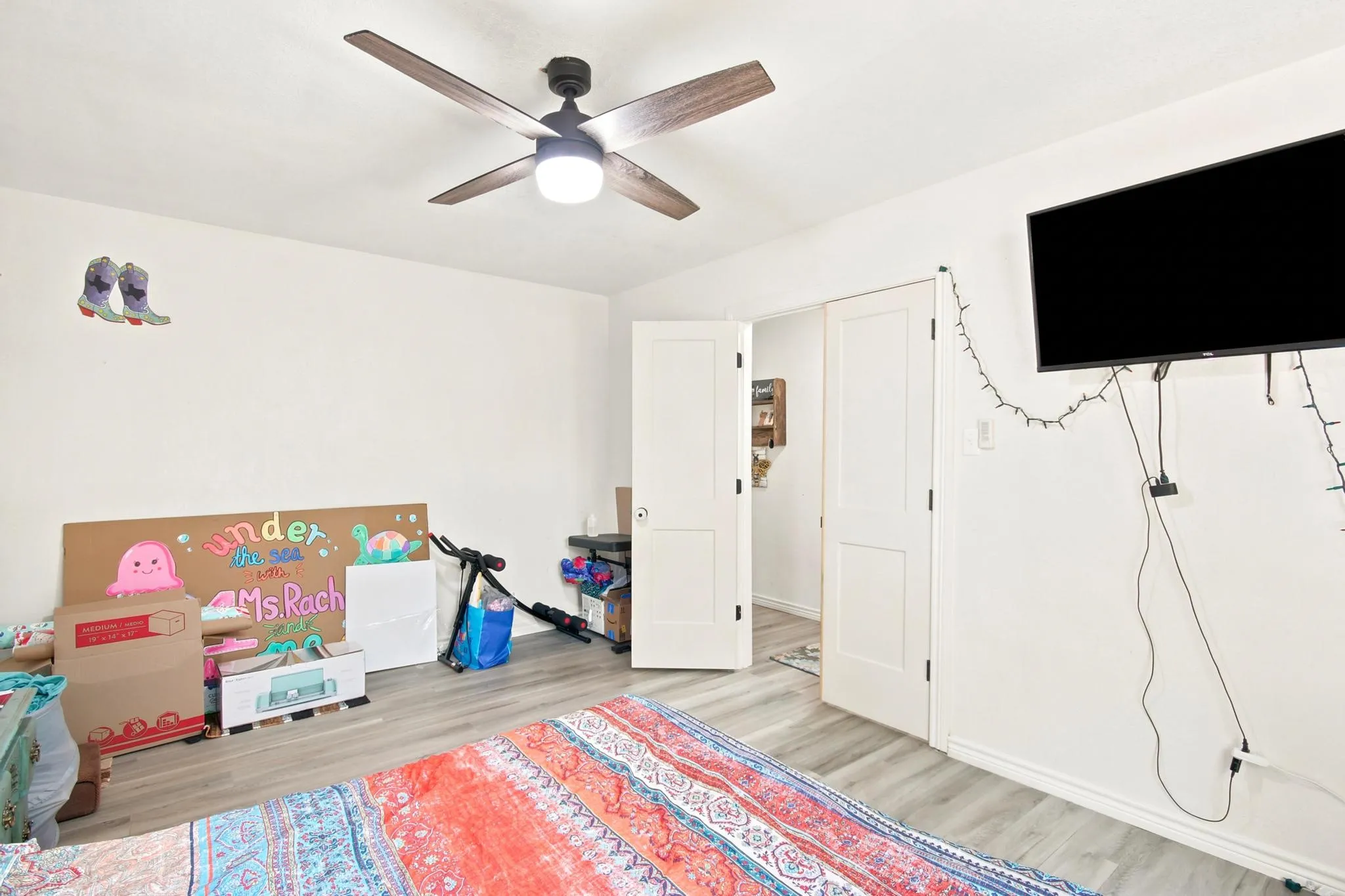 Single Family Residence For Sale in Taylor County , 1134 Piedmont Drive, Abilene, Texas 79601, 3 Bedroom, 2 Bathroom, 2 Garage spaces, 1,936 Sqft, built in 1976, mls#21335722, Real Estate Agent in Abilene, Homes For Sale in Taylor county, Homes For Sale in Abilene, Realtor in Abilene Texas, Real Estate Brokerage Independent Realty Texas, Luminita Cordes Realtor