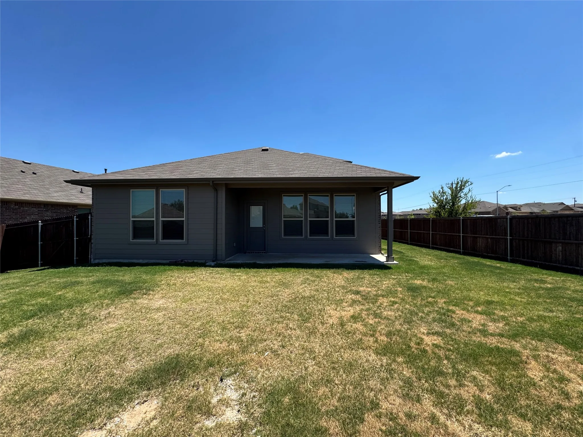 Single Family Residence For Rent in Tarrant County , 912 Rothville Lane, Fort Worth, Texas 76108, 4 Bedroom, 3 Bathroom, 2 Garage spaces, 2,304 Sqft, built in 2023, mls#21338772, Real Estate Agent in Fort Worth, Homes For Rent in Tarrant county, Homes For Rent in Fort Worth, Realtor in Fort Worth Texas, Real Estate Brokerage Independent Realty Texas, Luminita Cordes Realtor