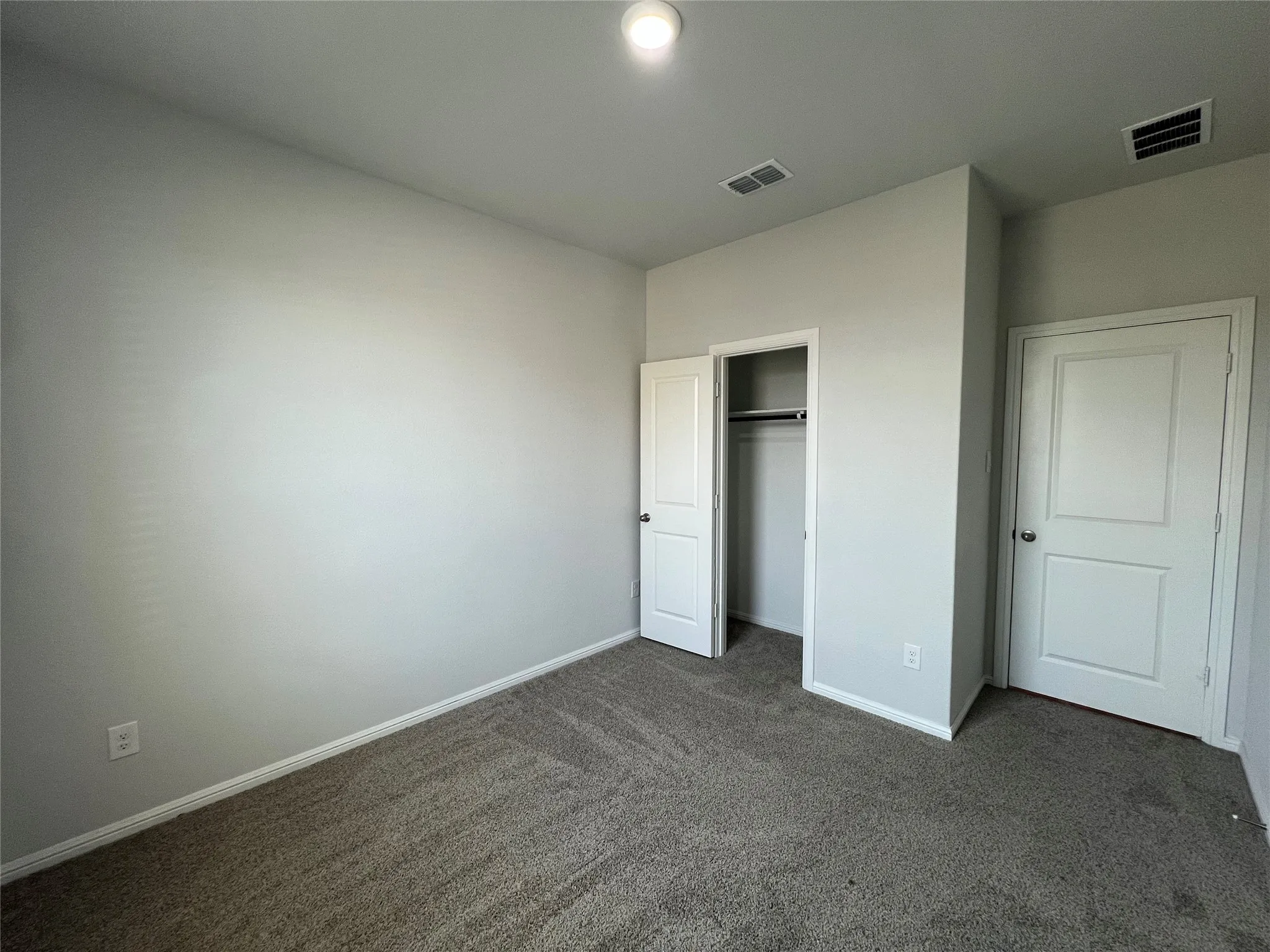 Single Family Residence For Rent in Tarrant County , 912 Rothville Lane, Fort Worth, Texas 76108, 4 Bedroom, 3 Bathroom, 2 Garage spaces, 2,304 Sqft, built in 2023, mls#21338772, Real Estate Agent in Fort Worth, Homes For Rent in Tarrant county, Homes For Rent in Fort Worth, Realtor in Fort Worth Texas, Real Estate Brokerage Independent Realty Texas, Luminita Cordes Realtor