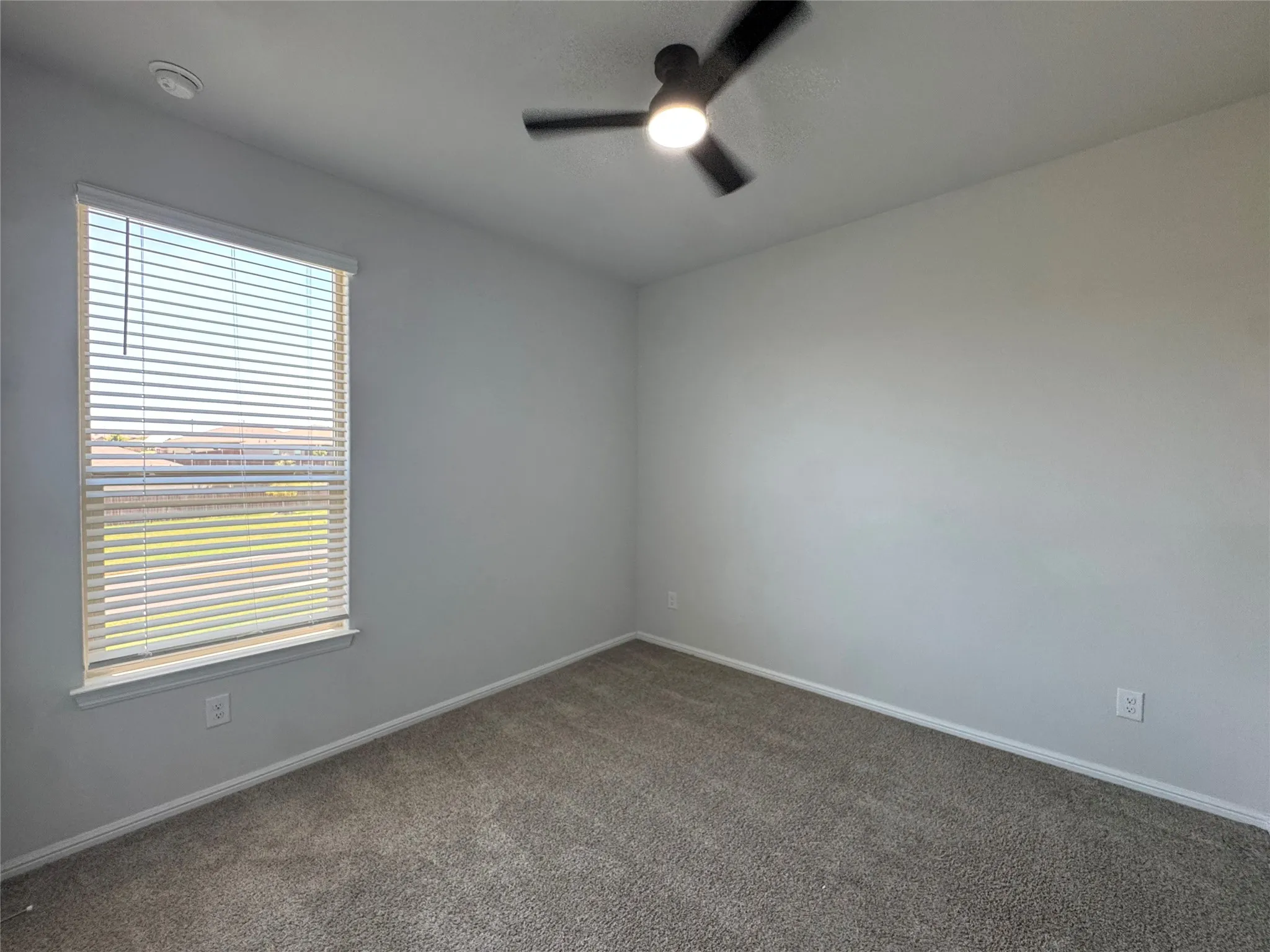 Single Family Residence For Rent in Tarrant County , 912 Rothville Lane, Fort Worth, Texas 76108, 4 Bedroom, 3 Bathroom, 2 Garage spaces, 2,304 Sqft, built in 2023, mls#21338772, Real Estate Agent in Fort Worth, Homes For Rent in Tarrant county, Homes For Rent in Fort Worth, Realtor in Fort Worth Texas, Real Estate Brokerage Independent Realty Texas, Luminita Cordes Realtor