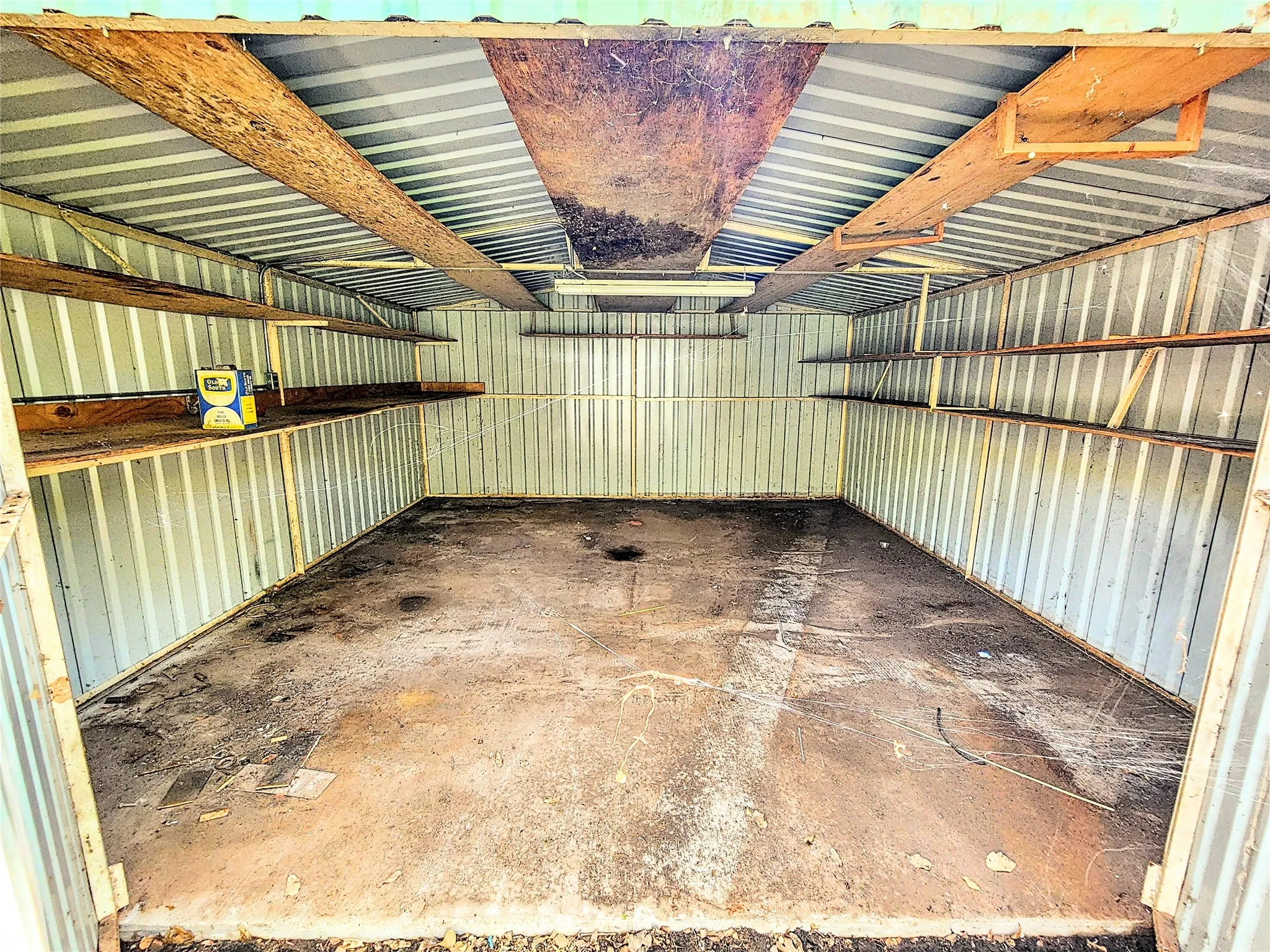 Single Family Residence For Sale in Taylor County , 286 CR 271, Abilene, Texas 79562, 3 Bedroom, 3 Bathroom, 8 Garage spaces, 2,560 Sqft, built in 1994, mls#21338774, Real Estate Agent in Abilene, Homes For Sale in Taylor county, Homes For Sale in Abilene, Realtor in Abilene Texas, Real Estate Brokerage Independent Realty Texas, Luminita Cordes Realtor