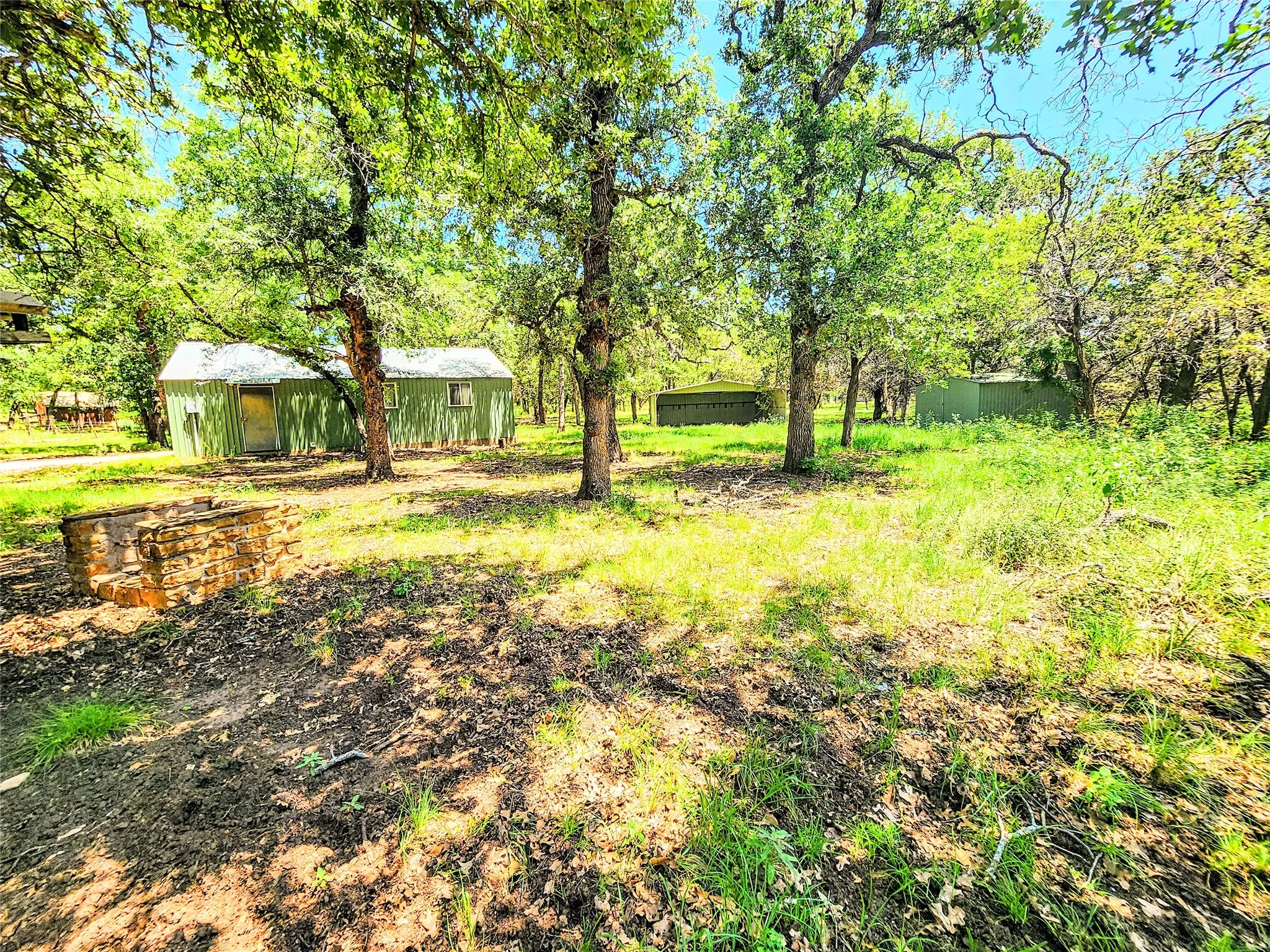 Single Family Residence For Sale in Taylor County , 286 CR 271, Abilene, Texas 79562, 3 Bedroom, 3 Bathroom, 8 Garage spaces, 2,560 Sqft, built in 1994, mls#21338774, Real Estate Agent in Abilene, Homes For Sale in Taylor county, Homes For Sale in Abilene, Realtor in Abilene Texas, Real Estate Brokerage Independent Realty Texas, Luminita Cordes Realtor