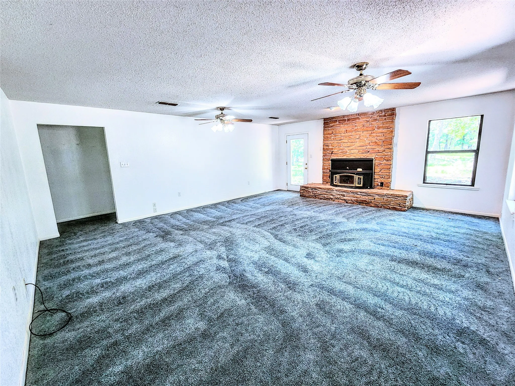 Single Family Residence For Sale in Taylor County , 286 CR 271, Abilene, Texas 79562, 3 Bedroom, 3 Bathroom, 8 Garage spaces, 2,560 Sqft, built in 1994, mls#21338774, Real Estate Agent in Abilene, Homes For Sale in Taylor county, Homes For Sale in Abilene, Realtor in Abilene Texas, Real Estate Brokerage Independent Realty Texas, Luminita Cordes Realtor