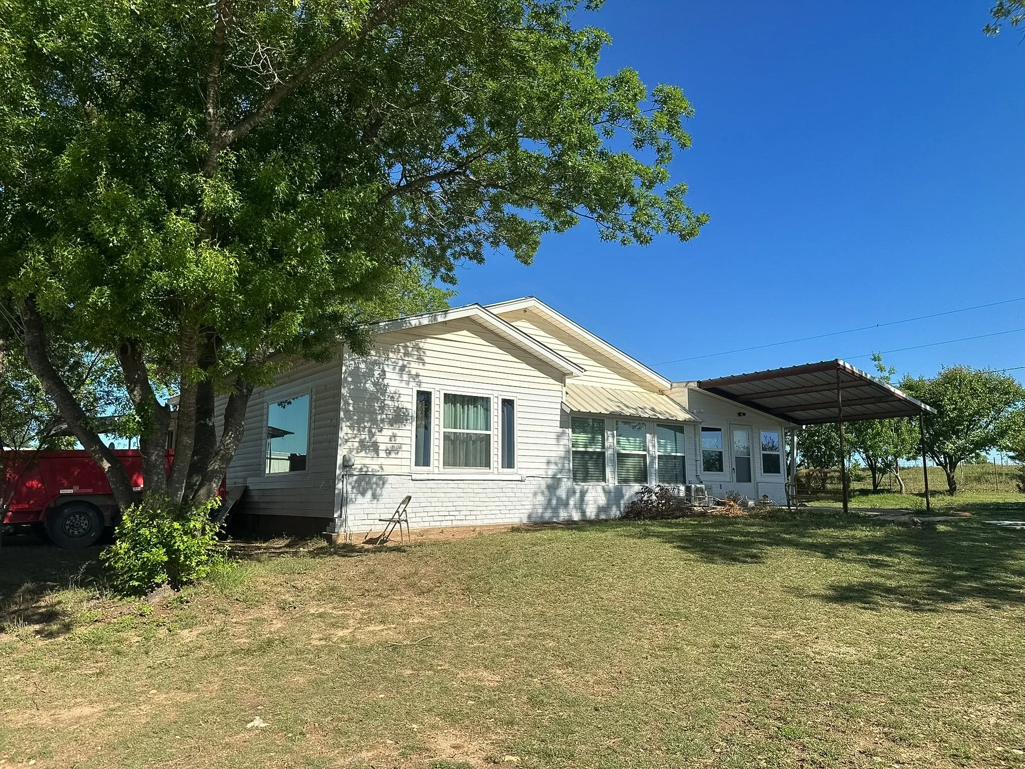 Farm For Sale in Comanche County , 401 County Road 326, Comanche, Texas 76442, 3 Bedroom, 2 Bathroom, Garage spaces, 2,553 Sqft, built in 1942, mls#21338777, Real Estate Agent in Comanche, Homes For Sale in Comanche county, Homes For Sale in Comanche, Realtor in Comanche Texas, Real Estate Brokerage Independent Realty Texas, Luminita Cordes Realtor