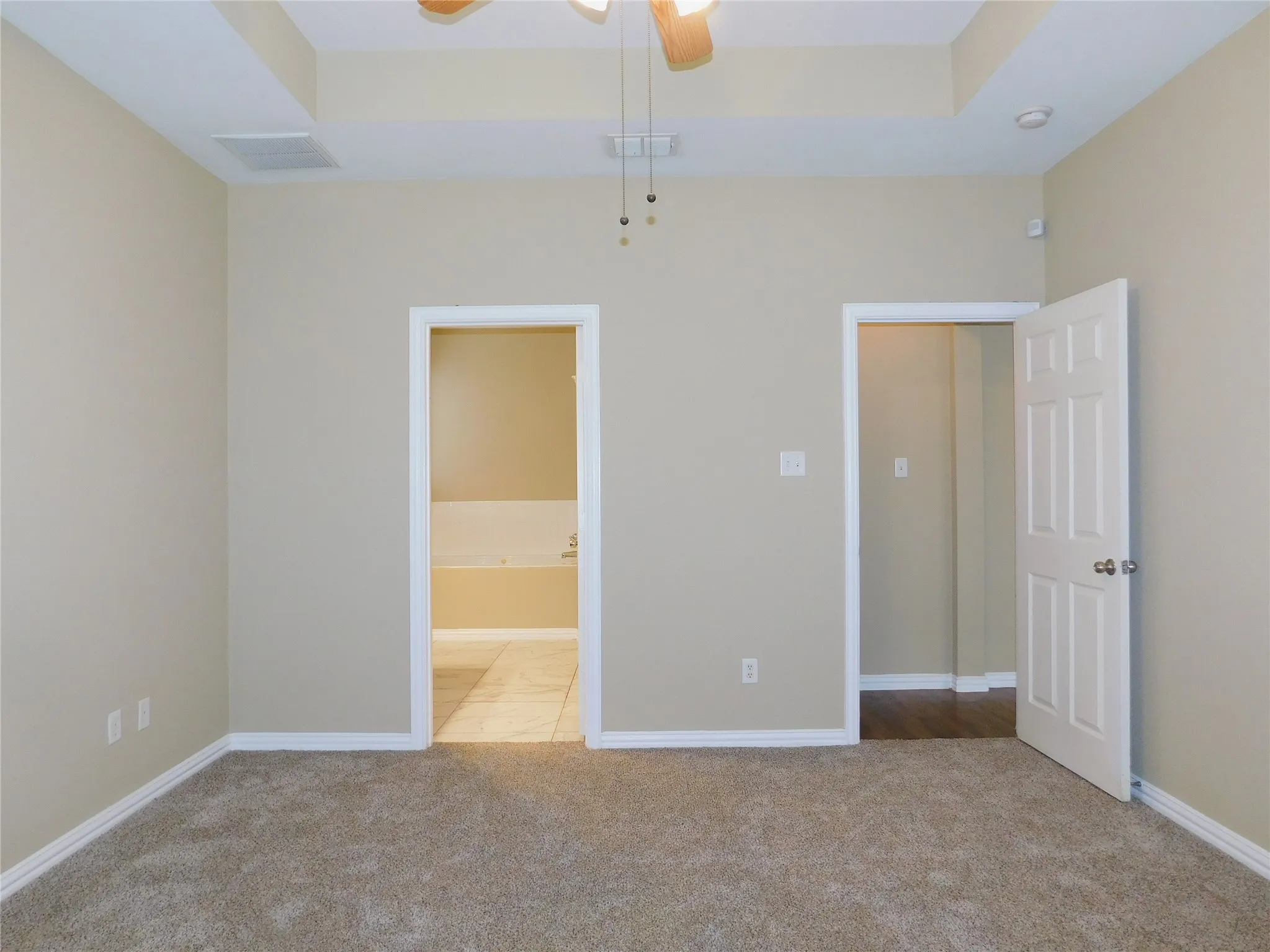 Single Family Residence For Rent in Denton County , 316 Hummingbird Drive, Little Elm, Texas 75068, 4 Bedroom, 4 Bathroom, 2 Garage spaces, 2,928 Sqft, built in 2006, mls#21338762, Real Estate Agent in Little Elm, Homes For Rent in Denton county, Homes For Rent in Little Elm, Realtor in Little Elm Texas, Real Estate Brokerage Independent Realty Texas, Luminita Cordes Realtor