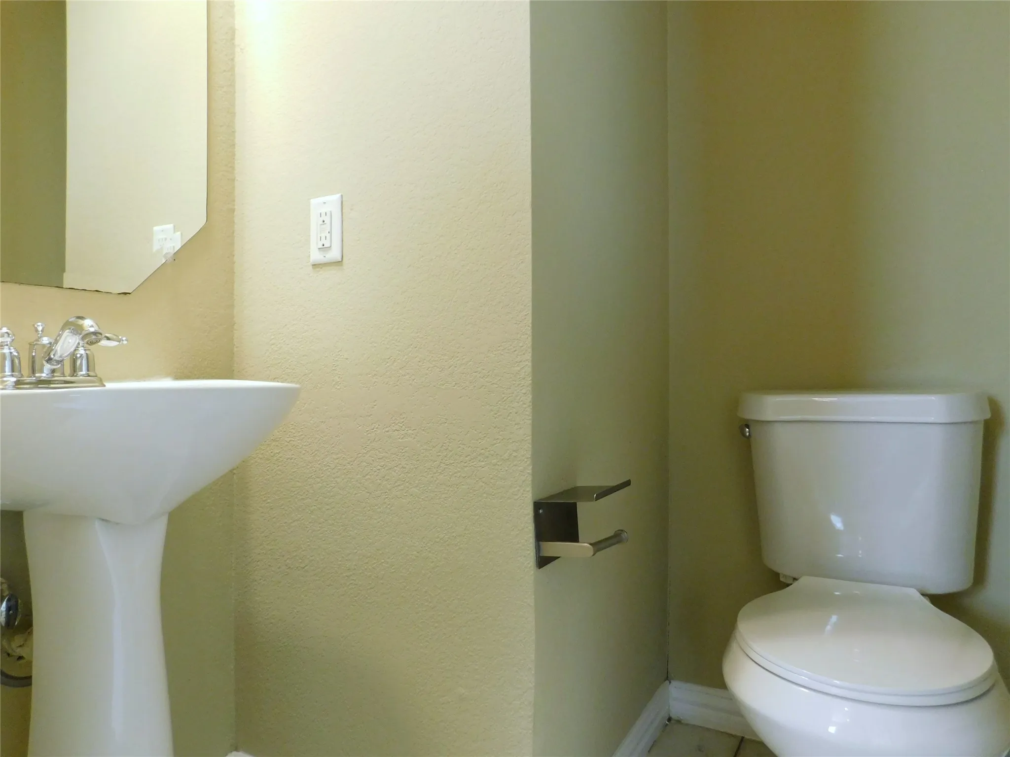Single Family Residence For Rent in Denton County , 316 Hummingbird Drive, Little Elm, Texas 75068, 4 Bedroom, 4 Bathroom, 2 Garage spaces, 2,928 Sqft, built in 2006, mls#21338762, Real Estate Agent in Little Elm, Homes For Rent in Denton county, Homes For Rent in Little Elm, Realtor in Little Elm Texas, Real Estate Brokerage Independent Realty Texas, Luminita Cordes Realtor