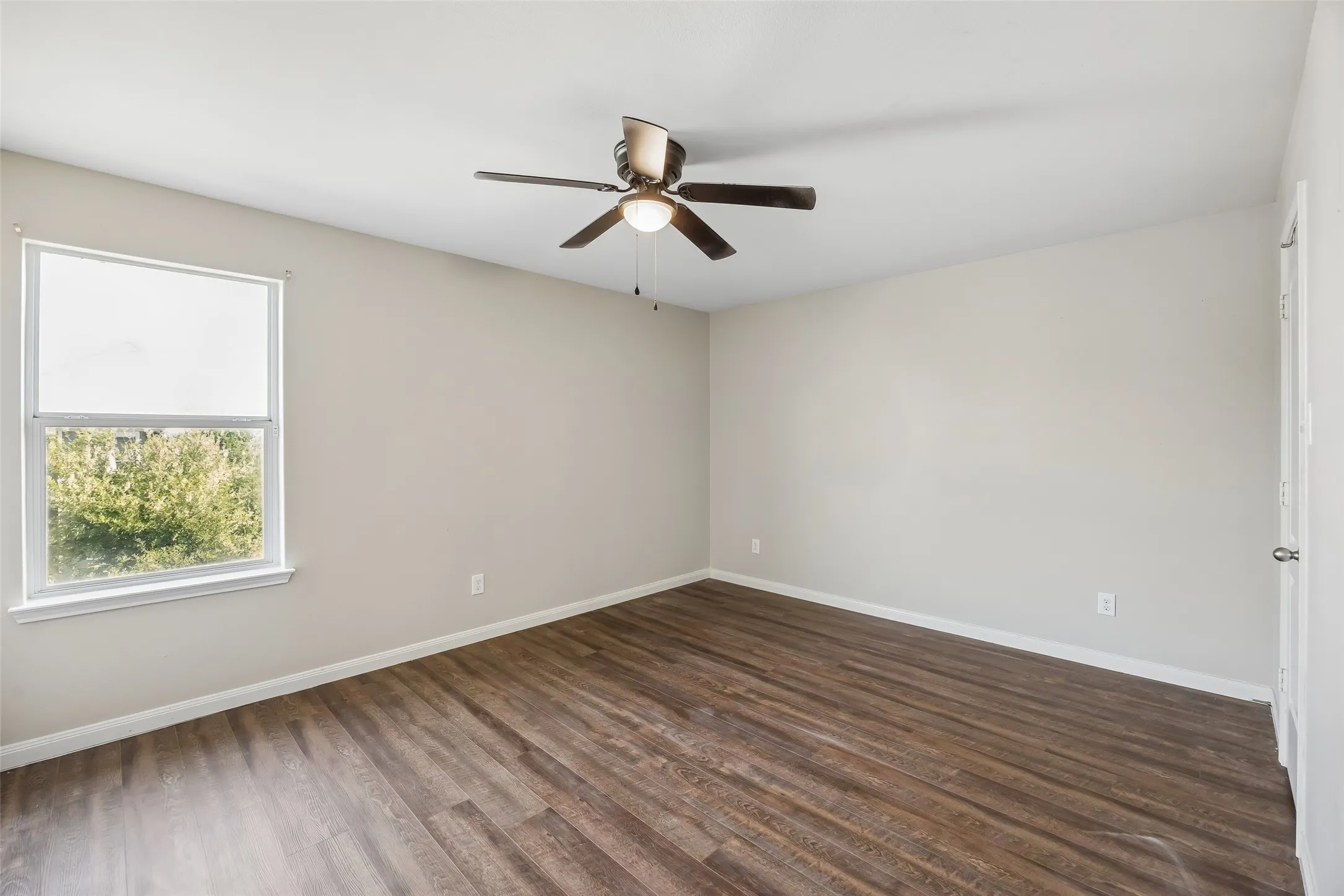 Single Family Residence For Sale in Tarrant County , 4709 Cedar Springs Drive, Fort Worth, Texas 76179, 5 Bedroom, 3 Bathroom, 2 Garage spaces, 2,536 Sqft, built in 2014, mls#21338745, Real Estate Agent in Fort Worth, Homes For Sale in Tarrant county, Homes For Sale in Fort Worth, Realtor in Fort Worth Texas, Real Estate Brokerage Independent Realty Texas, Luminita Cordes Realtor