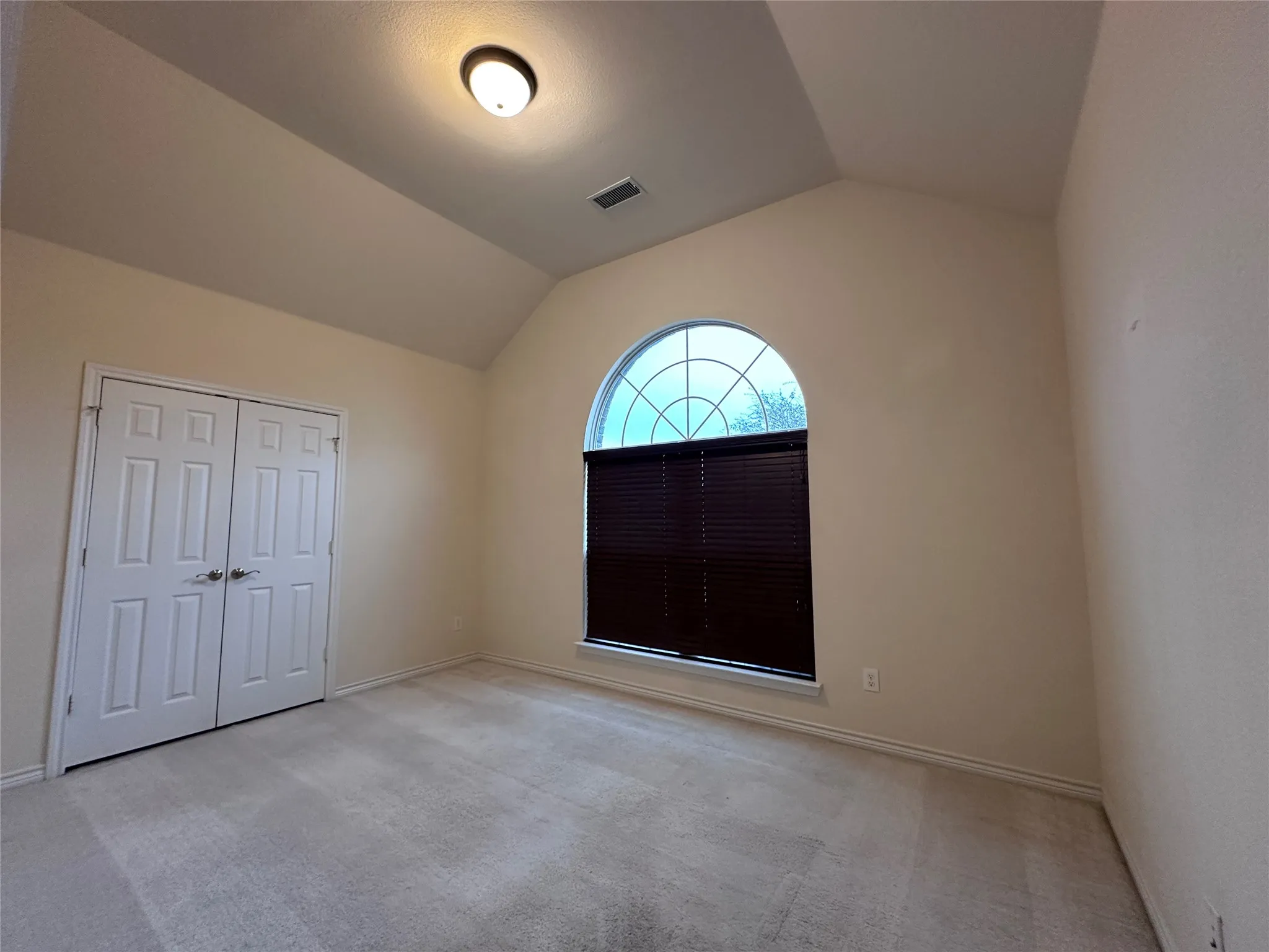 Single Family Residence For Sale in Dallas County , 702 Carolyn T Hunt Drive, Cedar Hill, Texas 75104, 4 Bedroom, 3 Bathroom, 2 Garage spaces, 2,617 Sqft, built in 2013, mls#21338785, Real Estate Agent in Cedar Hill, Homes For Sale in Dallas county, Homes For Sale in Cedar Hill, Realtor in Cedar Hill Texas, Real Estate Brokerage Independent Realty Texas, Luminita Cordes Realtor