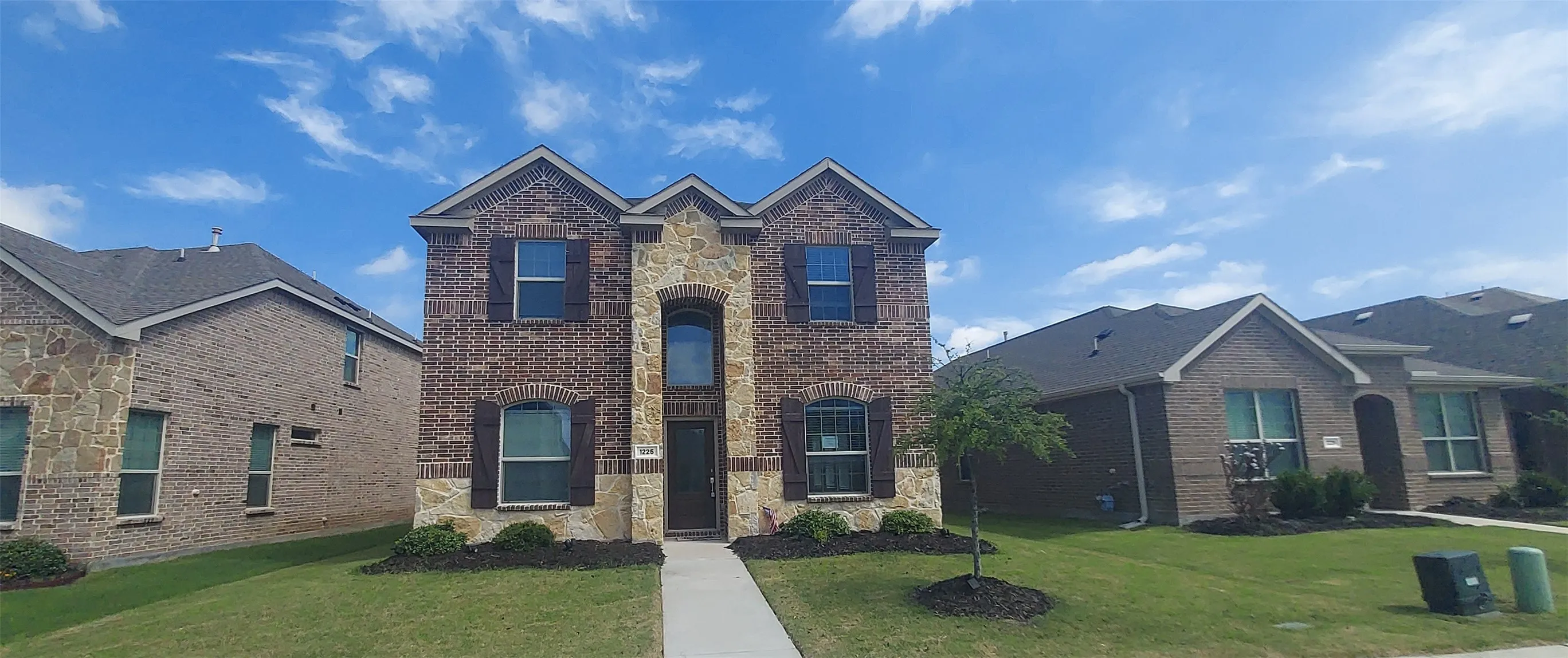 Single Family Residence For Sale