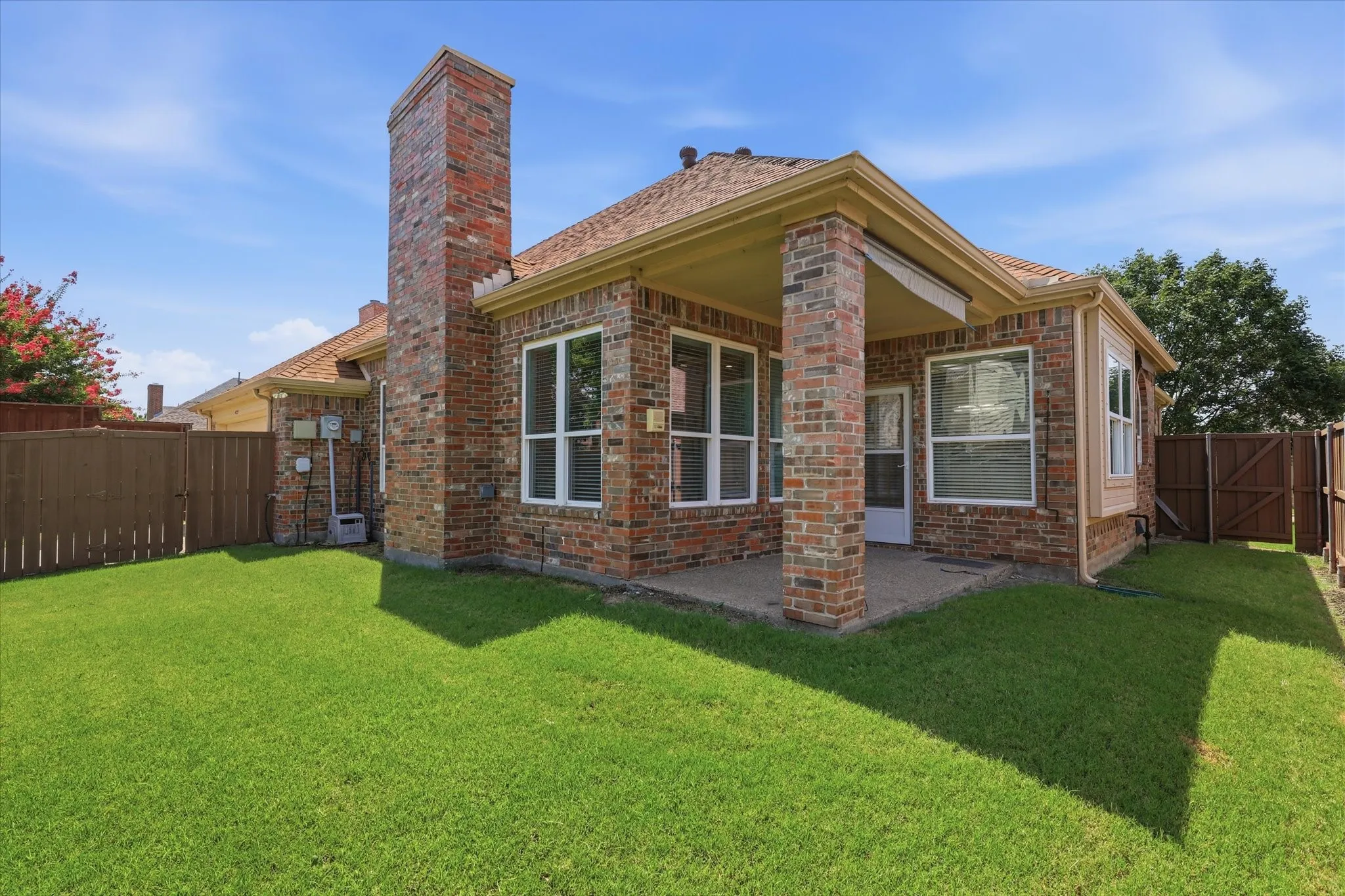 Single Family Residence For Sale in Collin County , 4125 Staten Island Drive, Plano, Texas 75024, 4 Bedroom, 2 Bathroom, 2 Garage spaces, 2,542 Sqft, built in 1992, mls#21336929, Real Estate Agent in Plano, Homes For Sale in Collin county, Homes For Sale in Plano, Realtor in Plano Texas, Real Estate Brokerage Independent Realty Texas, Luminita Cordes Realtor
