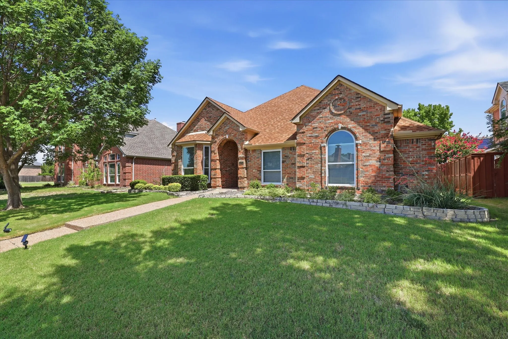 Single Family Residence For Sale in Collin County , 4125 Staten Island Drive, Plano, Texas 75024, 4 Bedroom, 2 Bathroom, 2 Garage spaces, 2,542 Sqft, built in 1992, mls#21336929, Real Estate Agent in Plano, Homes For Sale in Collin county, Homes For Sale in Plano, Realtor in Plano Texas, Real Estate Brokerage Independent Realty Texas, Luminita Cordes Realtor