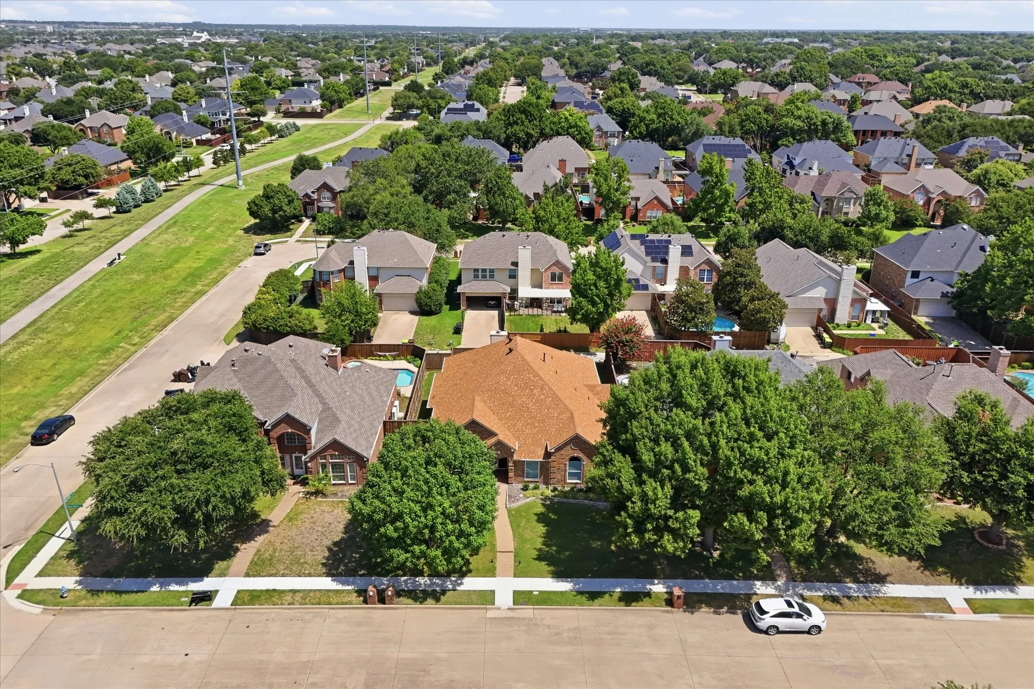 Single Family Residence For Sale in Collin County , 4125 Staten Island Drive, Plano, Texas 75024, 4 Bedroom, 2 Bathroom, 2 Garage spaces, 2,542 Sqft, built in 1992, mls#21336929, Real Estate Agent in Plano, Homes For Sale in Collin county, Homes For Sale in Plano, Realtor in Plano Texas, Real Estate Brokerage Independent Realty Texas, Luminita Cordes Realtor