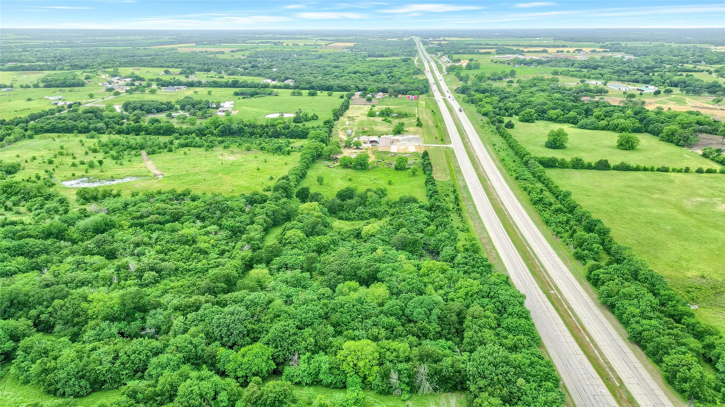 Unimproved Land For Sale in Grayson County , TBD 3 Acres W US Highway 82, Sherman, Texas 75092, 0, 0, Garage spaces, 0 Sqft, built in 0, mls#21337684, Real Estate Agent in Sherman, Homes For Sale in Grayson county, Homes For Sale in Sherman, Realtor in Sherman Texas, Real Estate Brokerage Independent Realty Texas, Luminita Cordes Realtor