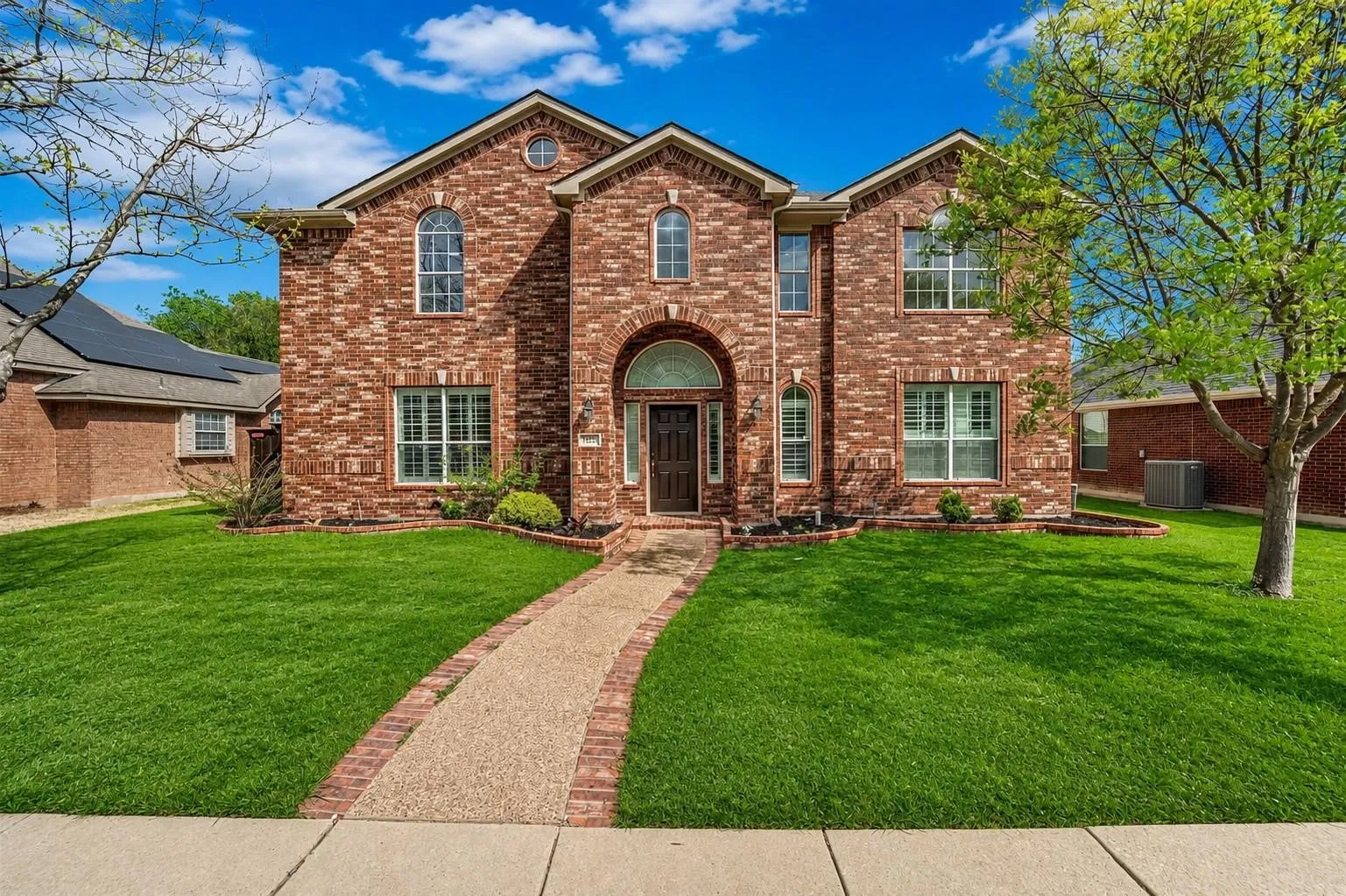 Single Family Residence For Sale in Collin County , 1432 Glendover Drive, Allen, Texas 75013, 5 Bedroom, 3 Bathroom, 2 Garage spaces, 3,510 Sqft, built in 2001, mls#21338793, Real Estate Agent in Allen, Homes For Sale in Collin county, Homes For Sale in Allen, Realtor in Allen Texas, Real Estate Brokerage Independent Realty Texas, Luminita Cordes Realtor