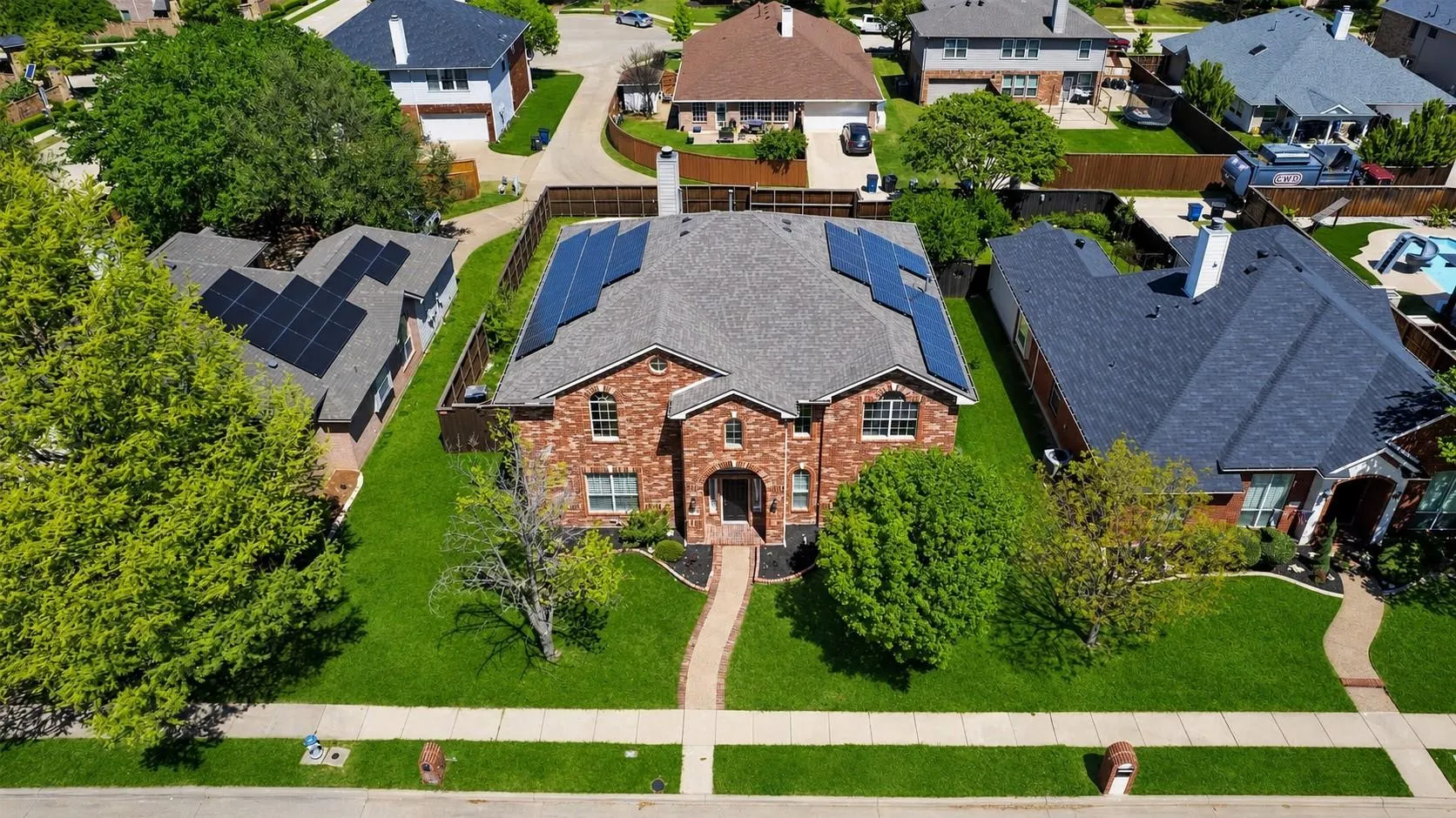 Single Family Residence For Sale in Collin County , 1432 Glendover Drive, Allen, Texas 75013, 5 Bedroom, 3 Bathroom, 2 Garage spaces, 3,510 Sqft, built in 2001, mls#21338793, Real Estate Agent in Allen, Homes For Sale in Collin county, Homes For Sale in Allen, Realtor in Allen Texas, Real Estate Brokerage Independent Realty Texas, Luminita Cordes Realtor