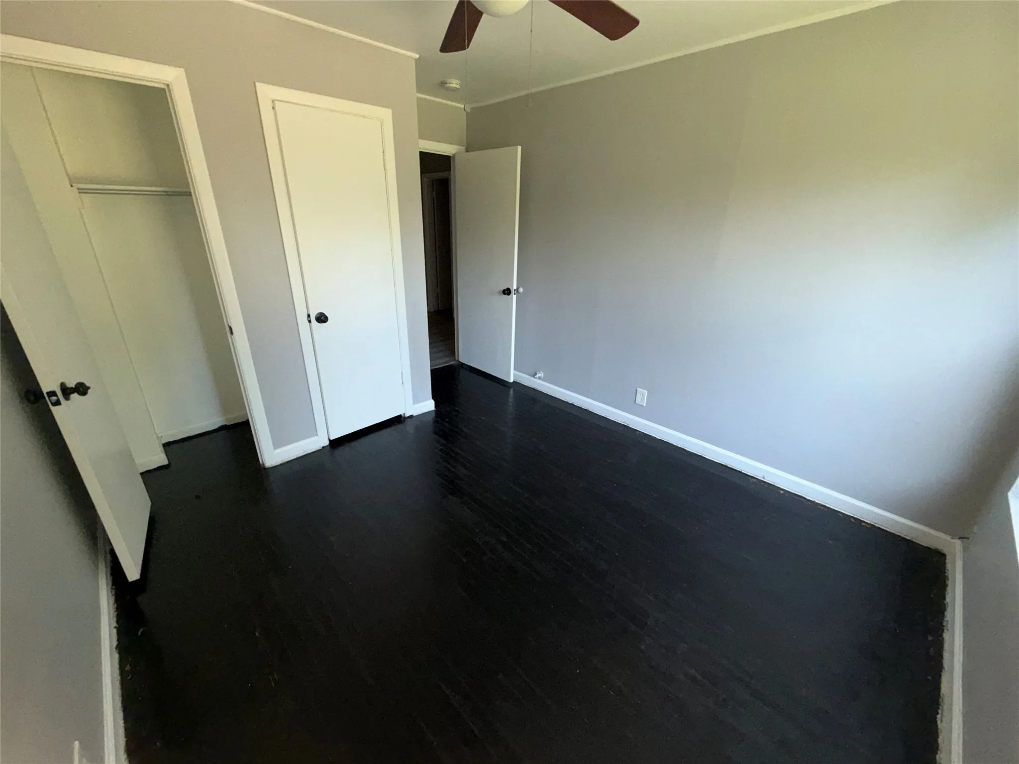 Single Family Residence For Sale in Grayson County , 2028 E Jones Street, Sherman, Texas 75090, 3 Bedroom, 1 Bathroom, Garage spaces, 1,024 Sqft, built in 1958, mls#21338763, Real Estate Agent in Sherman, Homes For Sale in Grayson county, Homes For Sale in Sherman, Realtor in Sherman Texas, Real Estate Brokerage Independent Realty Texas, Luminita Cordes Realtor