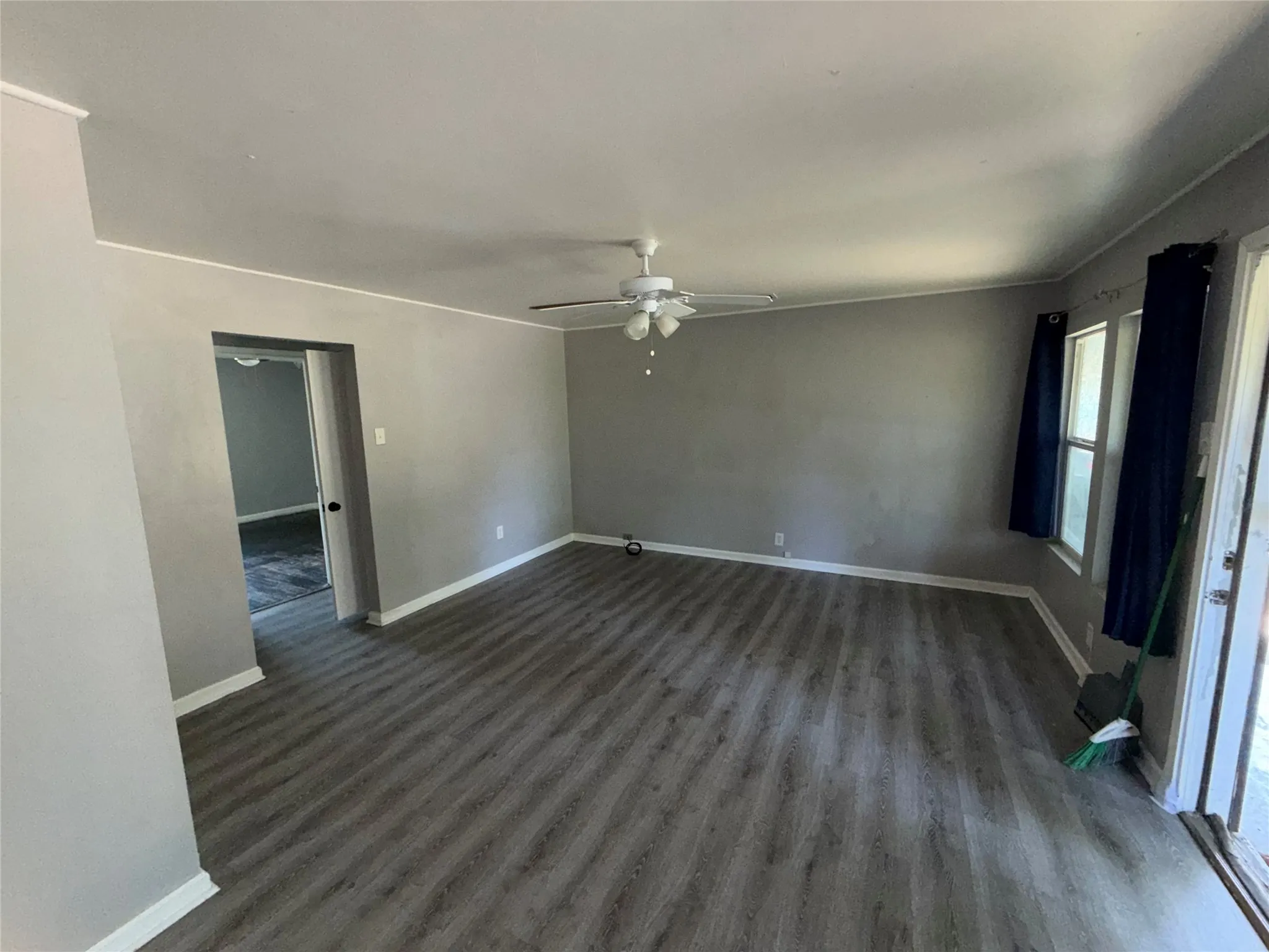 Single Family Residence For Sale in Grayson County , 2028 E Jones Street, Sherman, Texas 75090, 3 Bedroom, 1 Bathroom, Garage spaces, 1,024 Sqft, built in 1958, mls#21338763, Real Estate Agent in Sherman, Homes For Sale in Grayson county, Homes For Sale in Sherman, Realtor in Sherman Texas, Real Estate Brokerage Independent Realty Texas, Luminita Cordes Realtor