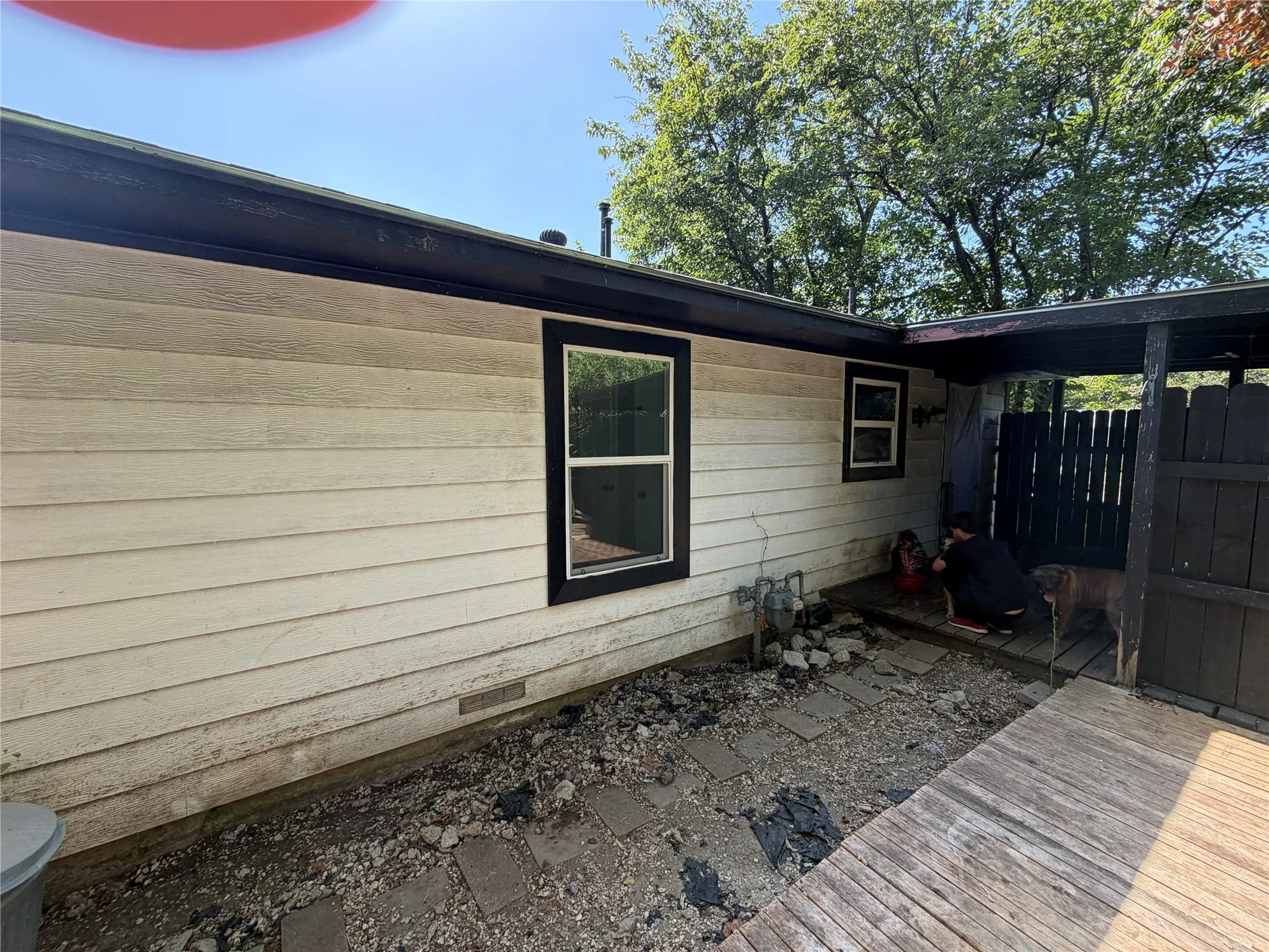 Single Family Residence For Sale in Grayson County , 2028 E Jones Street, Sherman, Texas 75090, 3 Bedroom, 1 Bathroom, Garage spaces, 1,024 Sqft, built in 1958, mls#21338763, Real Estate Agent in Sherman, Homes For Sale in Grayson county, Homes For Sale in Sherman, Realtor in Sherman Texas, Real Estate Brokerage Independent Realty Texas, Luminita Cordes Realtor