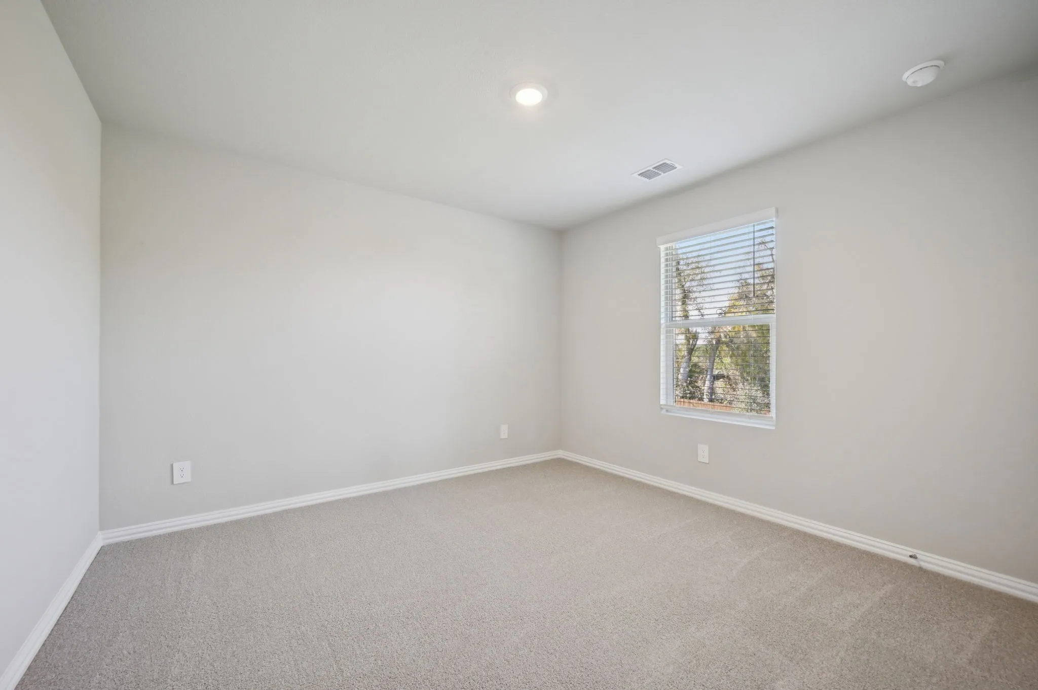 Photo is not of the actual home, but is an inspirational photo of builder’s model home and may depict options, furnishings, and/or decorator features that are not included.