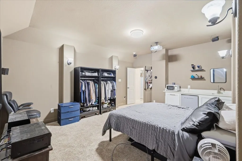 Single Family Residence For Sale in Denton County , 6604 Elderberry Way, Flower Mound, Texas 76226, 4 Bedroom, 4 Bathroom, 3 Garage spaces, 3,735 Sqft, built in 2018, mls#21338648, Real Estate Agent in Flower Mound, Homes For Sale in Denton county, Homes For Sale in Flower Mound, Realtor in Flower Mound Texas, Real Estate Brokerage Independent Realty Texas, Luminita Cordes Realtor