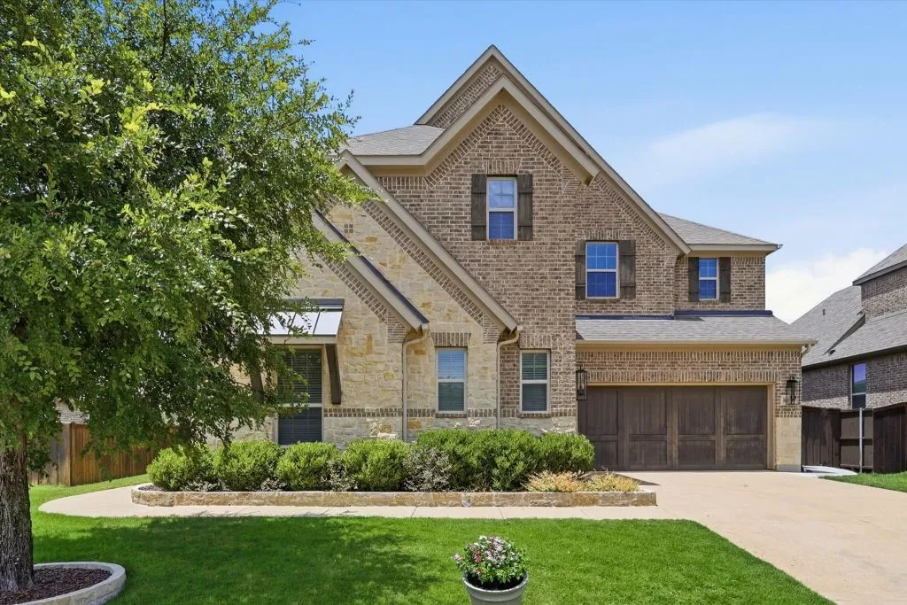 Single Family Residence For Sale in Denton County , 6604 Elderberry Way, Flower Mound, Texas 76226, 4 Bedroom, 4 Bathroom, 3 Garage spaces, 3,735 Sqft, built in 2018, mls#21338648, Real Estate Agent in Flower Mound, Homes For Sale in Denton county, Homes For Sale in Flower Mound, Realtor in Flower Mound Texas, Real Estate Brokerage Independent Realty Texas, Luminita Cordes Realtor